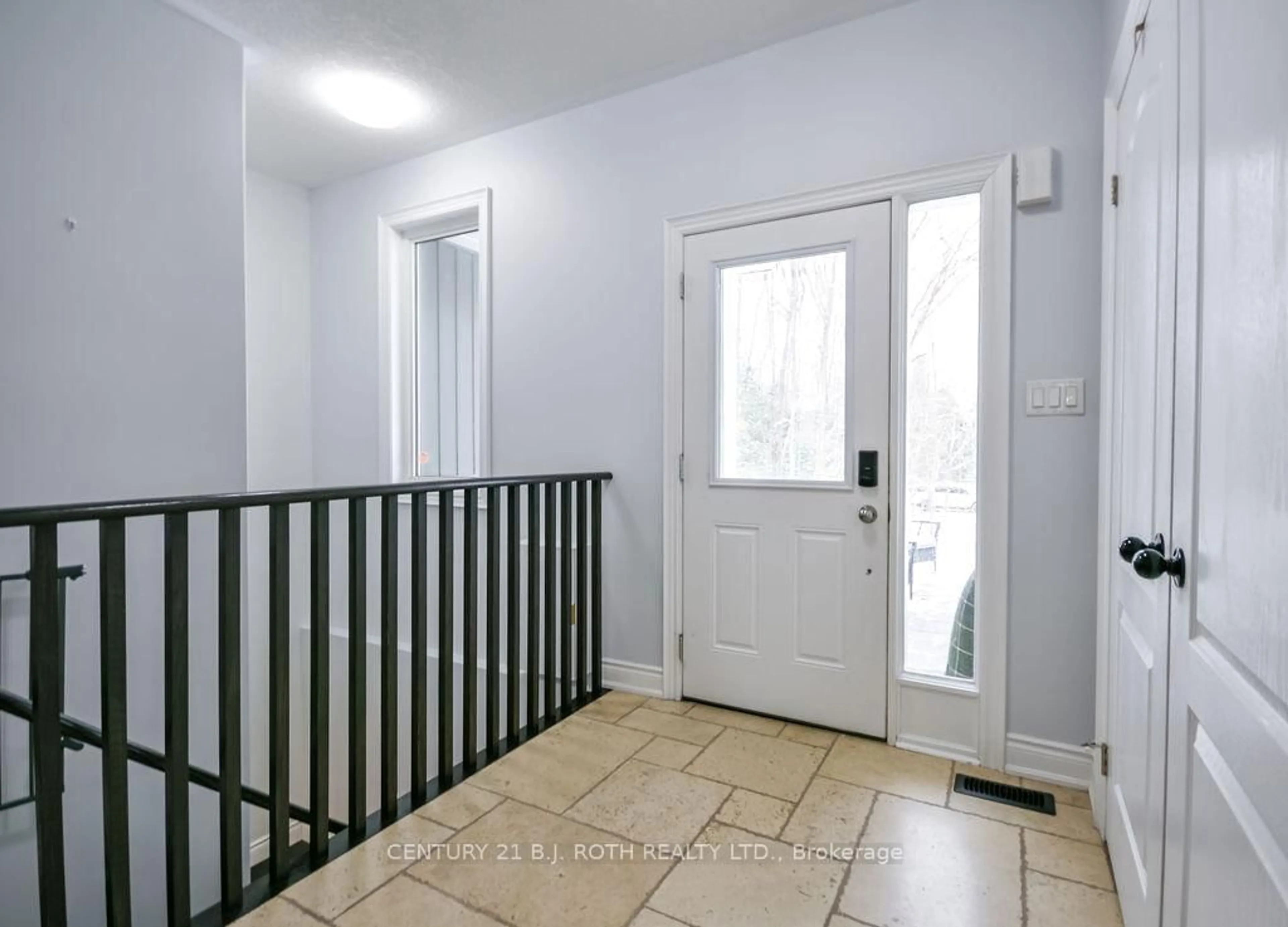 Indoor entryway for 8 Merrington Ave, Oro-Medonte Ontario L3V 6H2