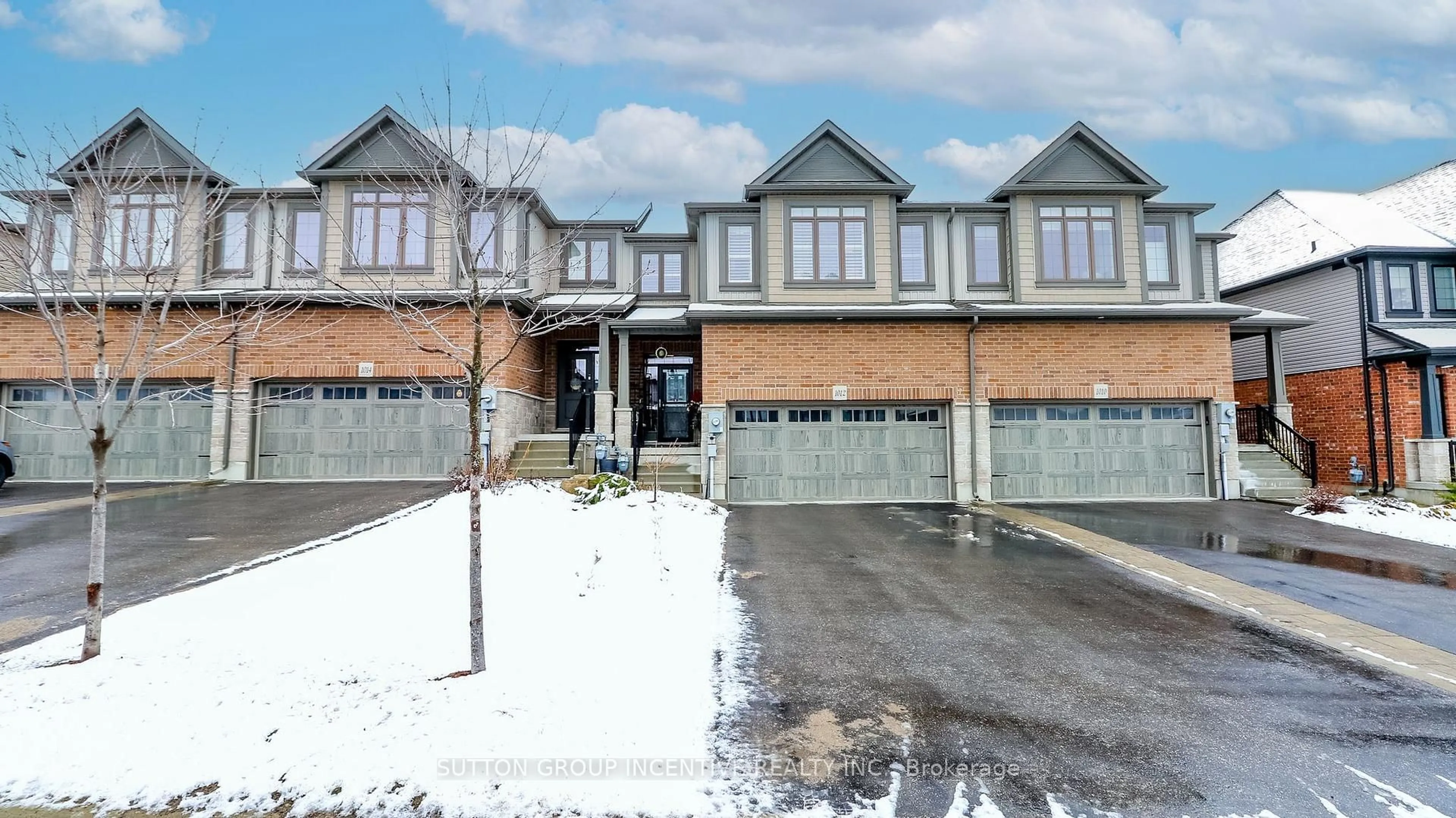 Unknown for 1012 Wright Dr, Midland Ontario L4R 0E4