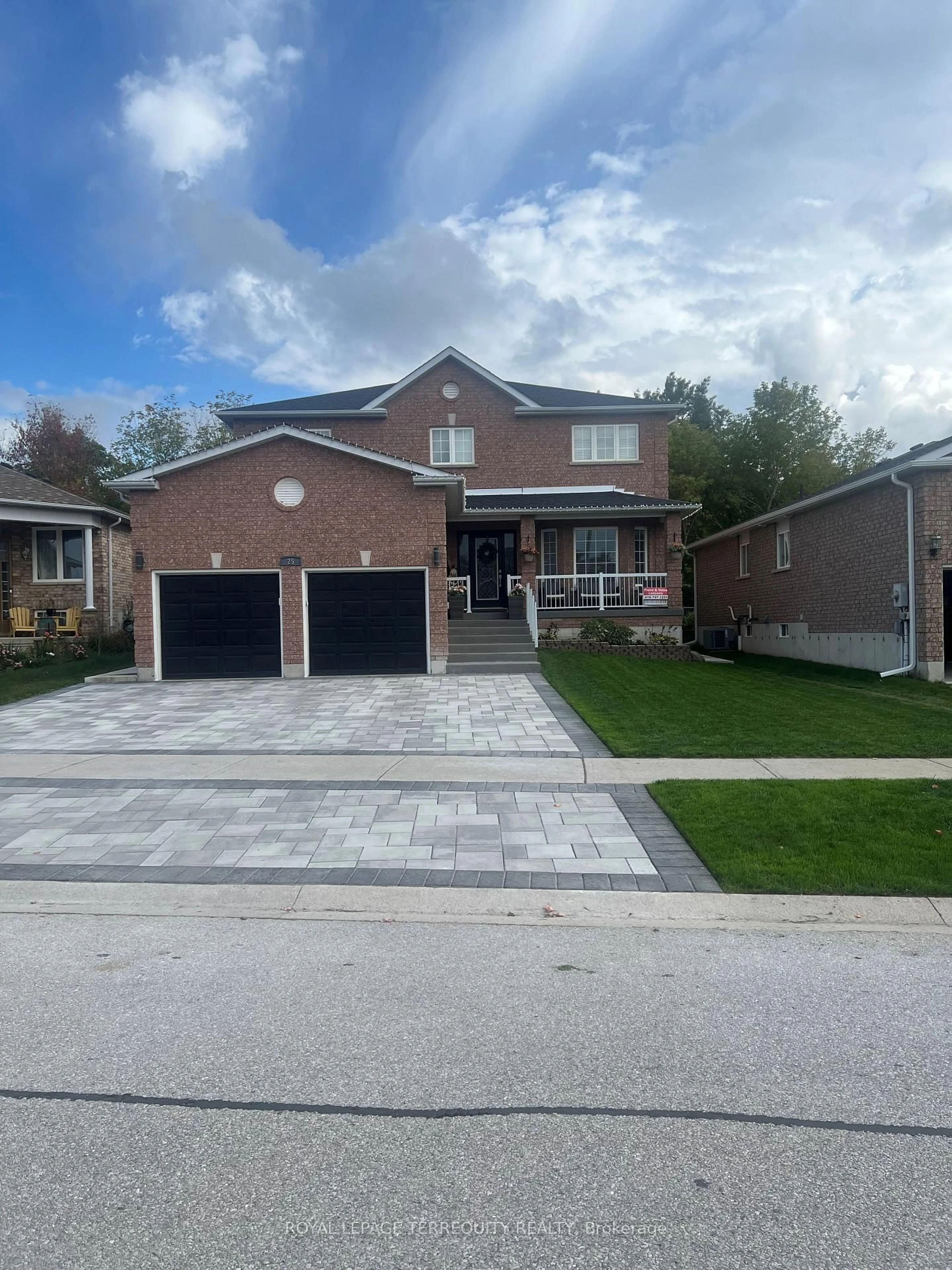 Home with brick exterior material, street for 25 Jagges Dr, Barrie Ontario L4N 0W9