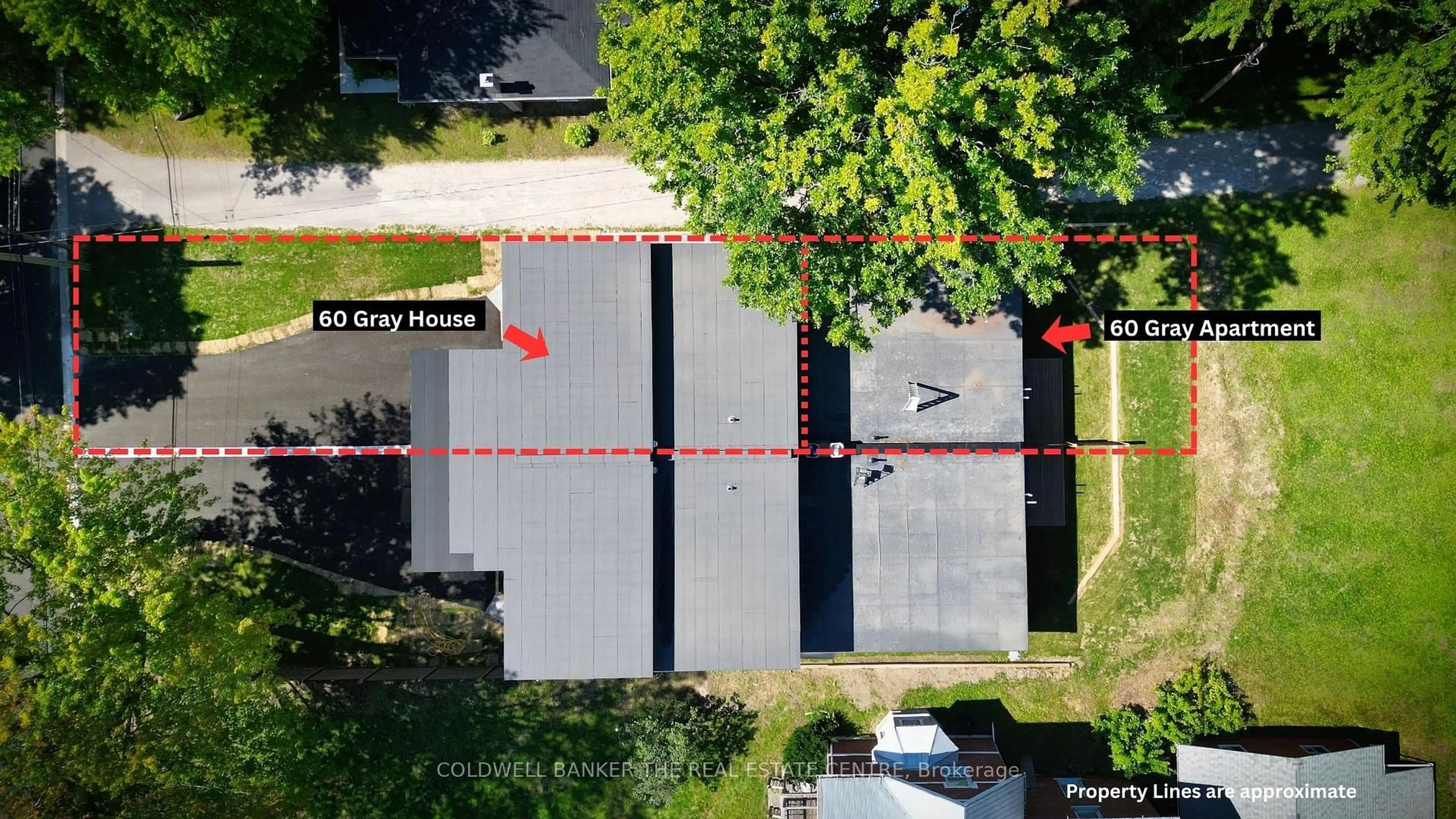 A pic from outside/outdoor area/front of a property/back of a property/a pic from drone, street for 60 Gray St, Severn Ontario L0K 1E0