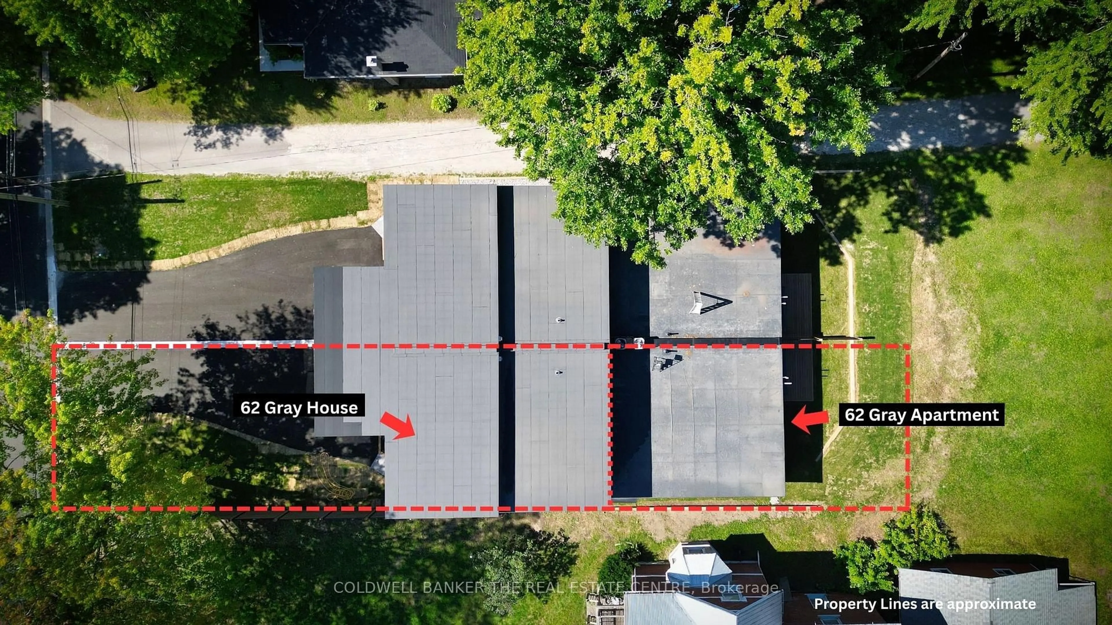A pic from outside/outdoor area/front of a property/back of a property/a pic from drone, street for 62 Gray St, Severn Ontario L0K 1E0