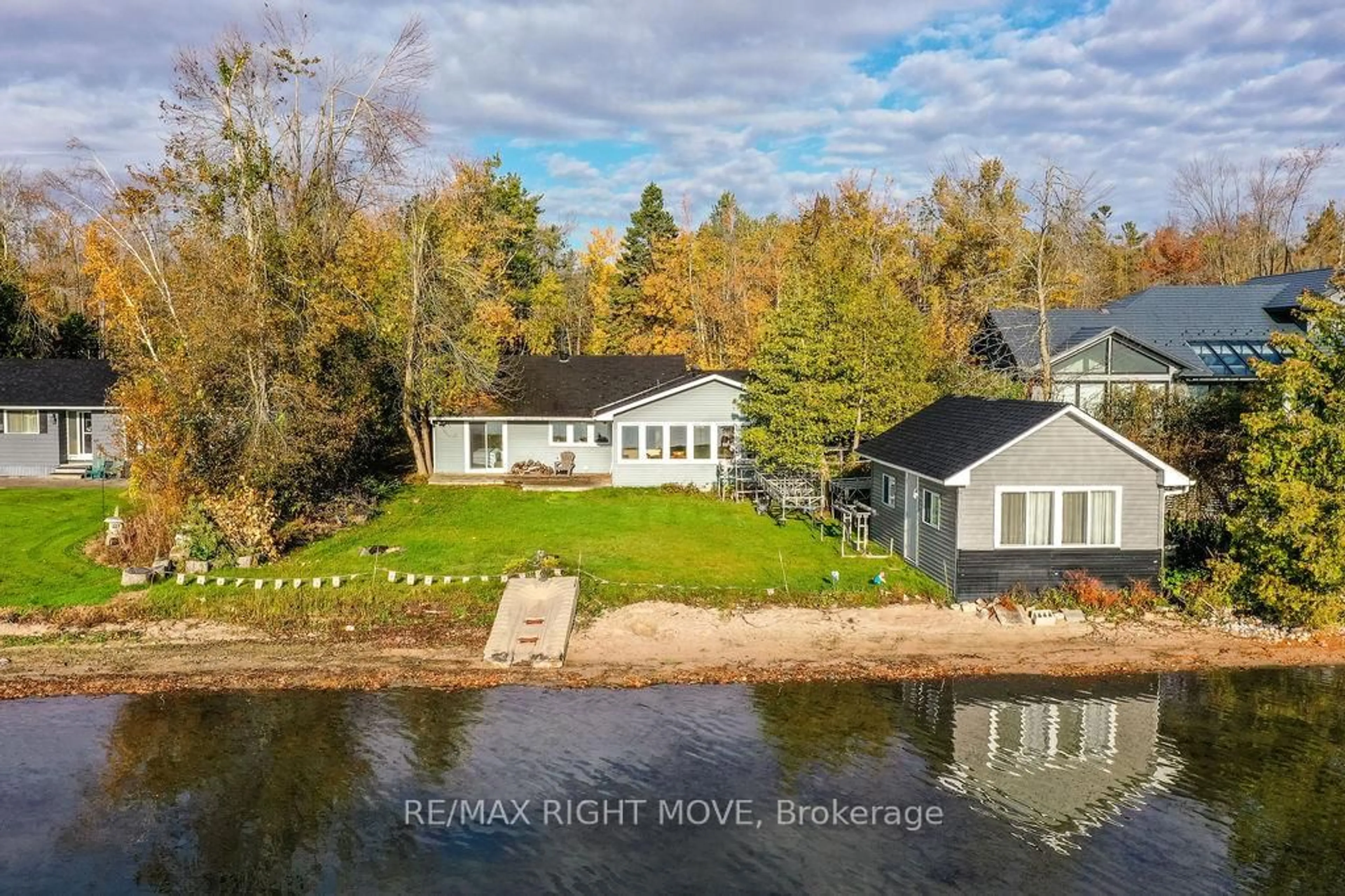 A pic from outside/outdoor area/front of a property/back of a property/a pic from drone, water/lake/river/ocean view for 1467 Cunningham Cres, Severn Ontario L3V 7E1