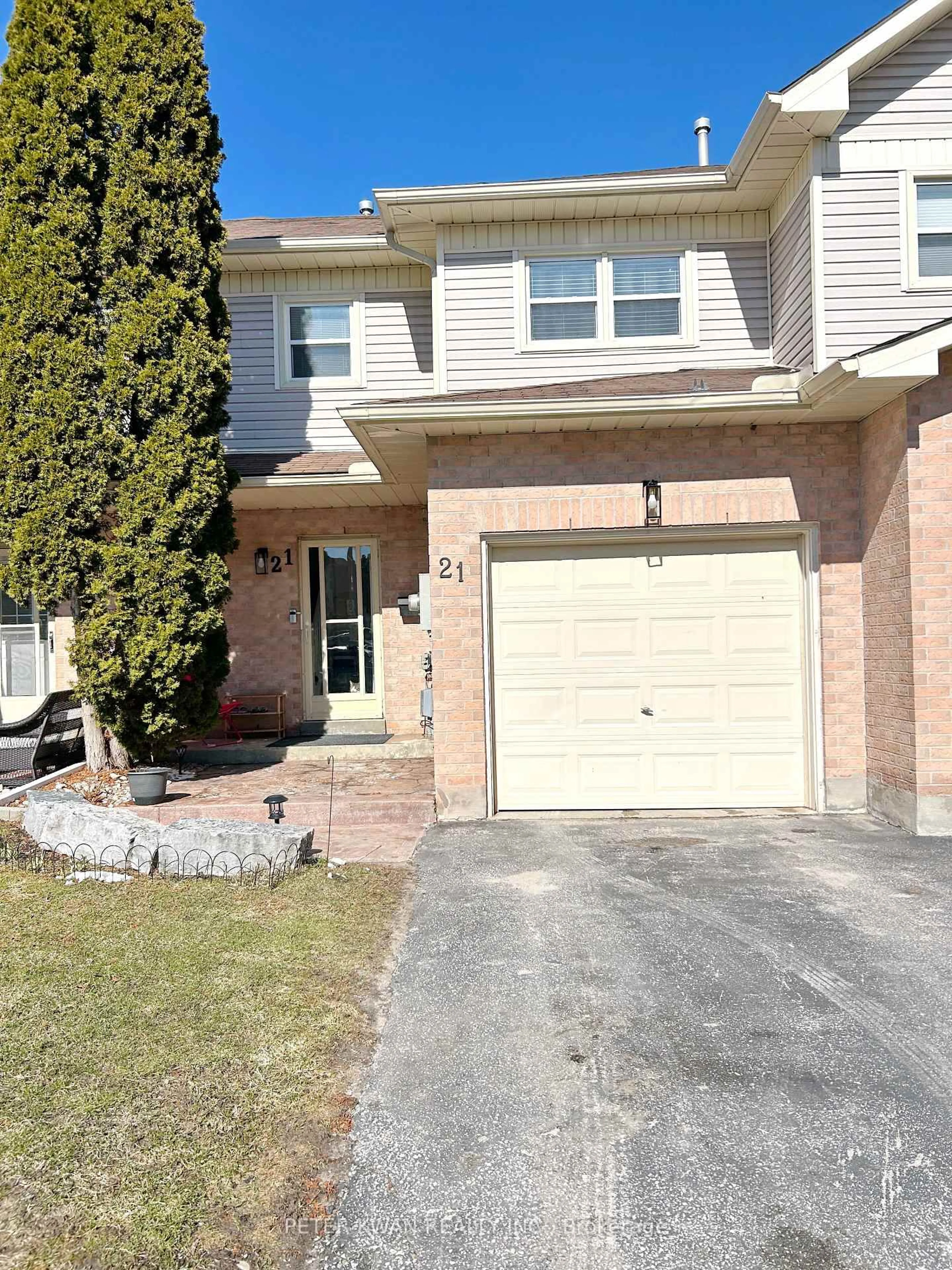 Home with brick exterior material, street for 120 D'ambrosio Dr #21, Barrie Ontario L4N 7W3