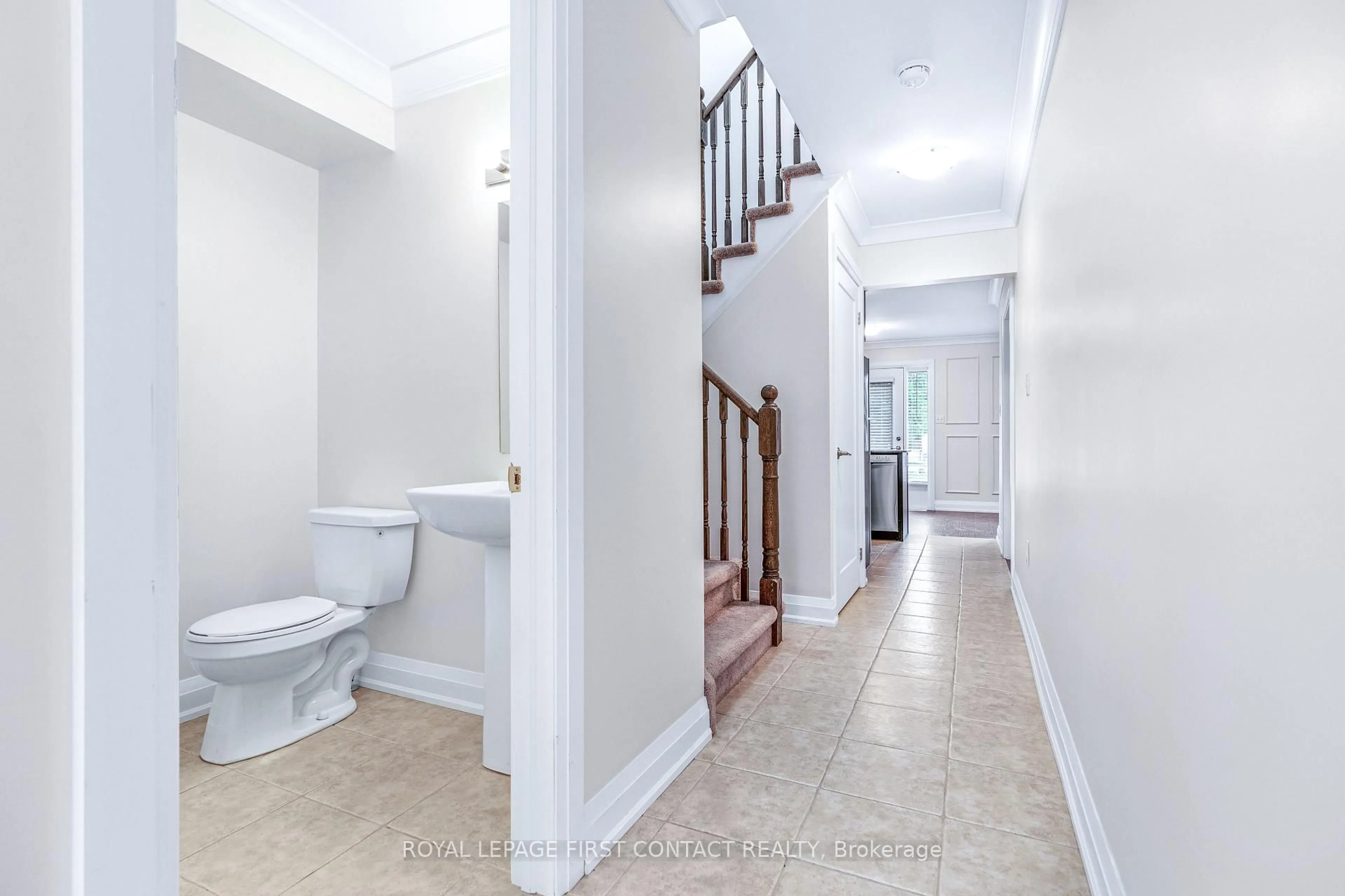 Unknown for 29 MADELAINE Dr #4, Barrie Ontario L9J 0G8