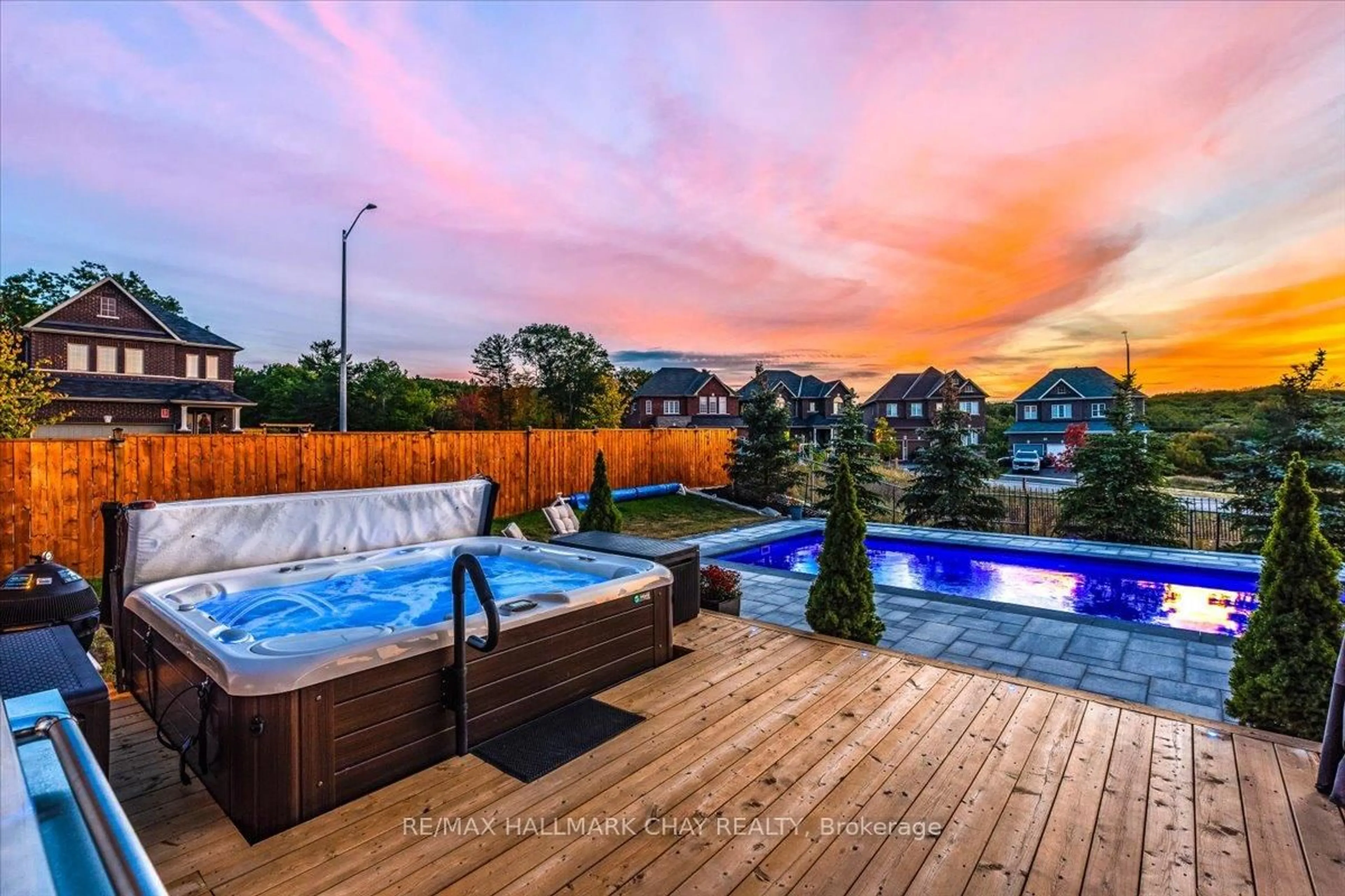 Pool for 2 Cypress Point St, Barrie Ontario L4N 6J9