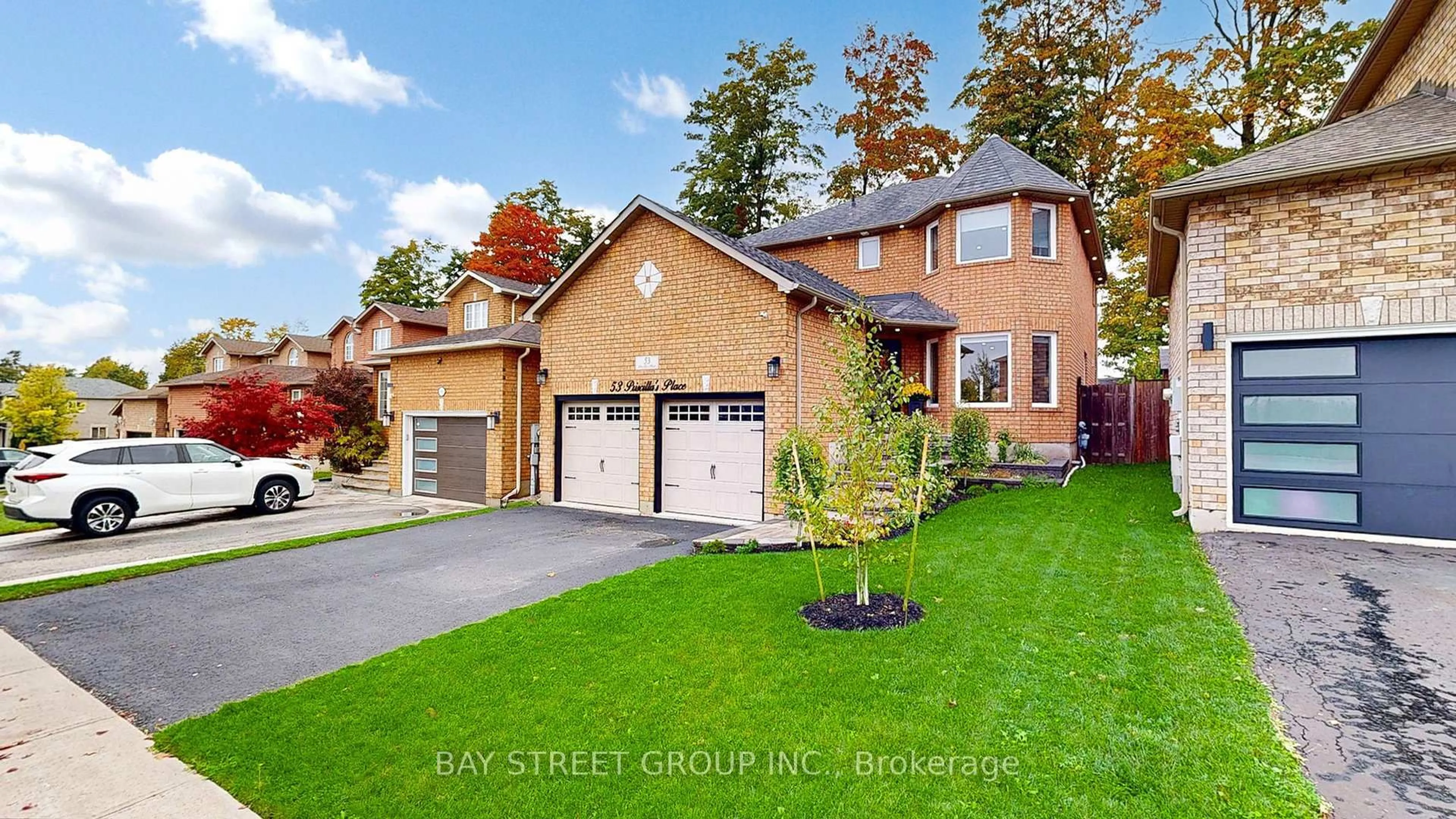 Home with brick exterior material, street for 53 Priscilla's Pl, Barrie Ontario L4N 5X6