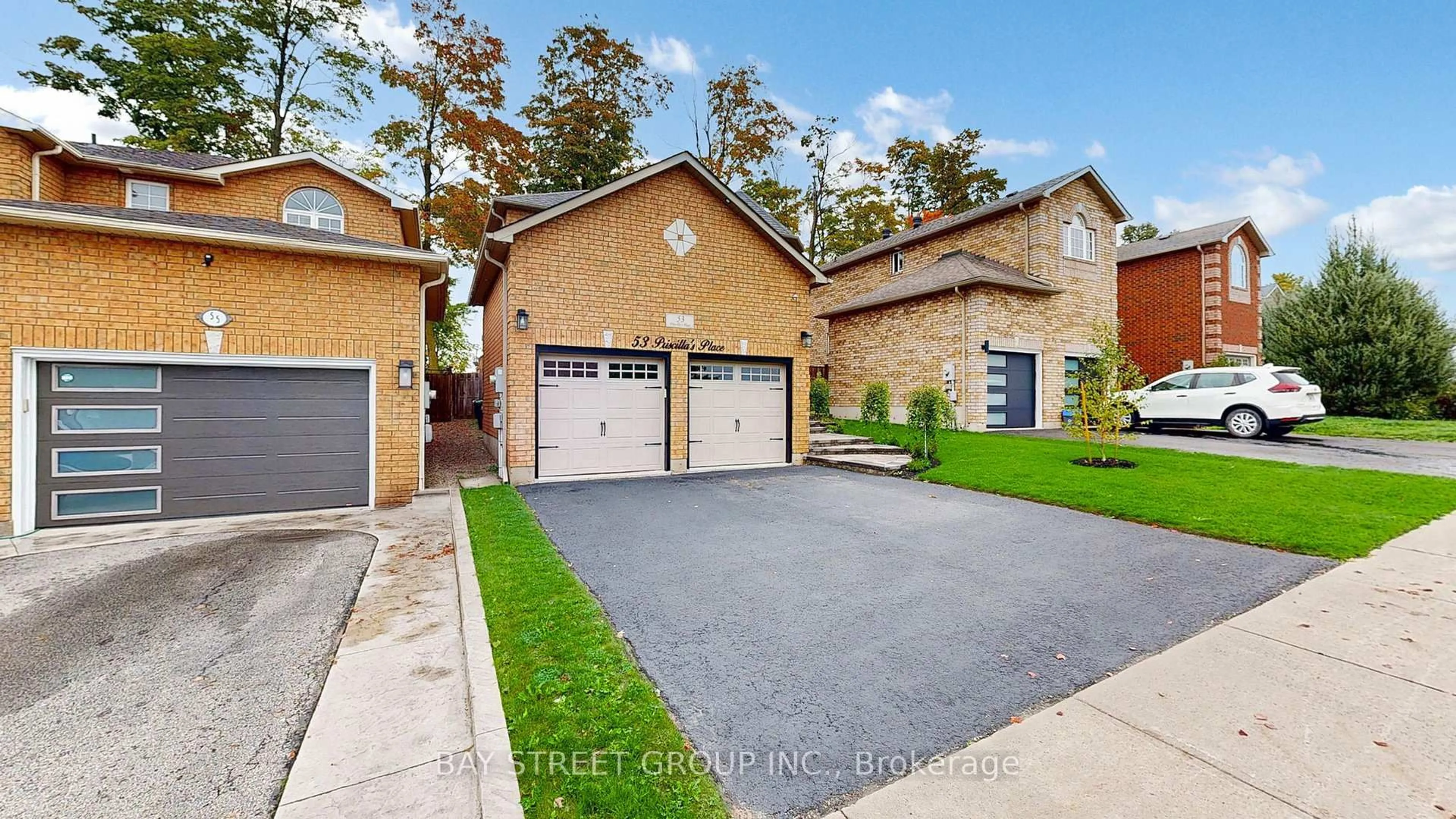 Home with brick exterior material, street for 53 Priscilla's Pl, Barrie Ontario L4N 5X6
