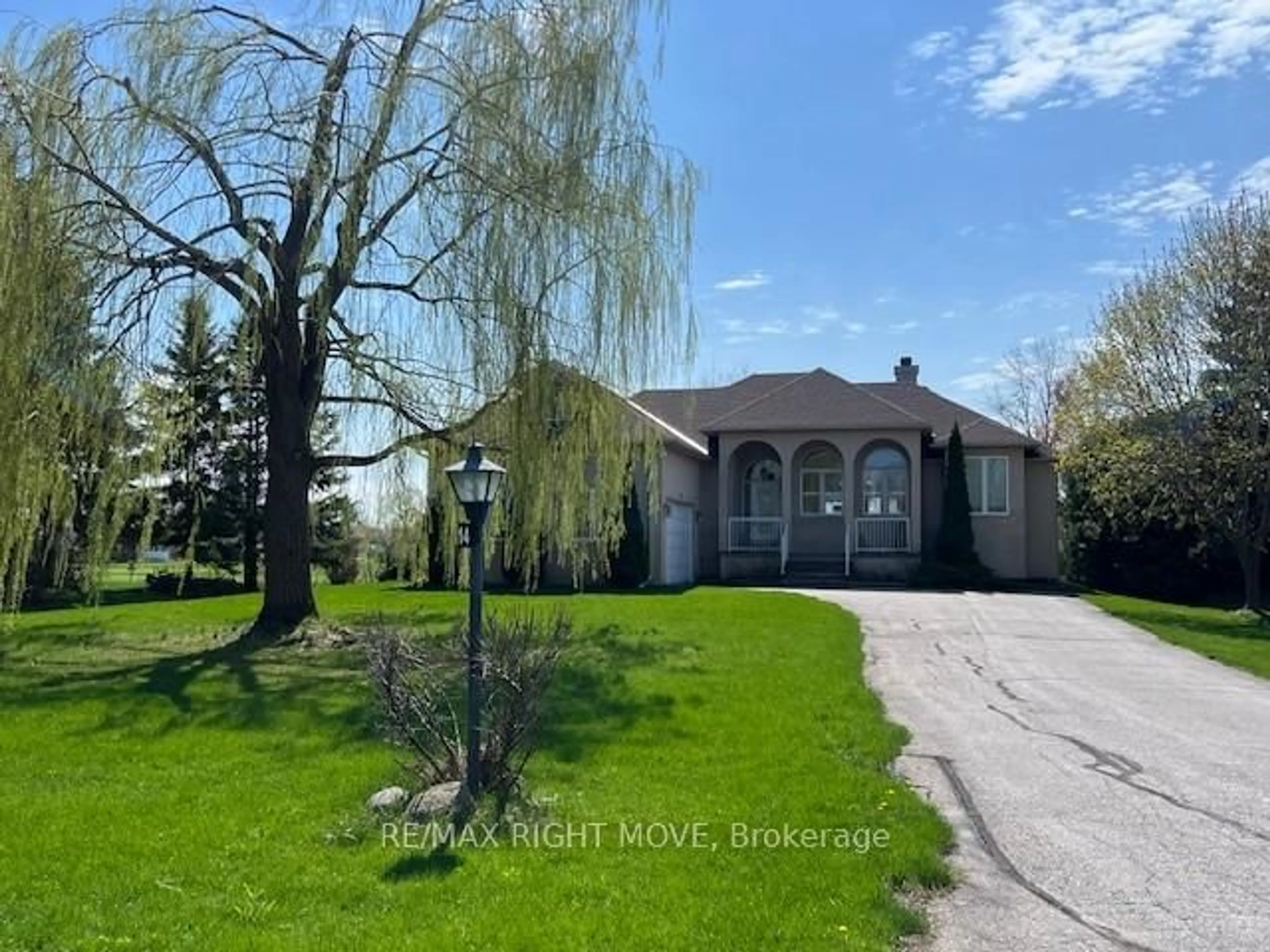 A pic from outside/outdoor area/front of a property/back of a property/a pic from drone, water/lake/river/ocean view for 14 Sandlewood Tr, Ramara Ontario L0K 1B0