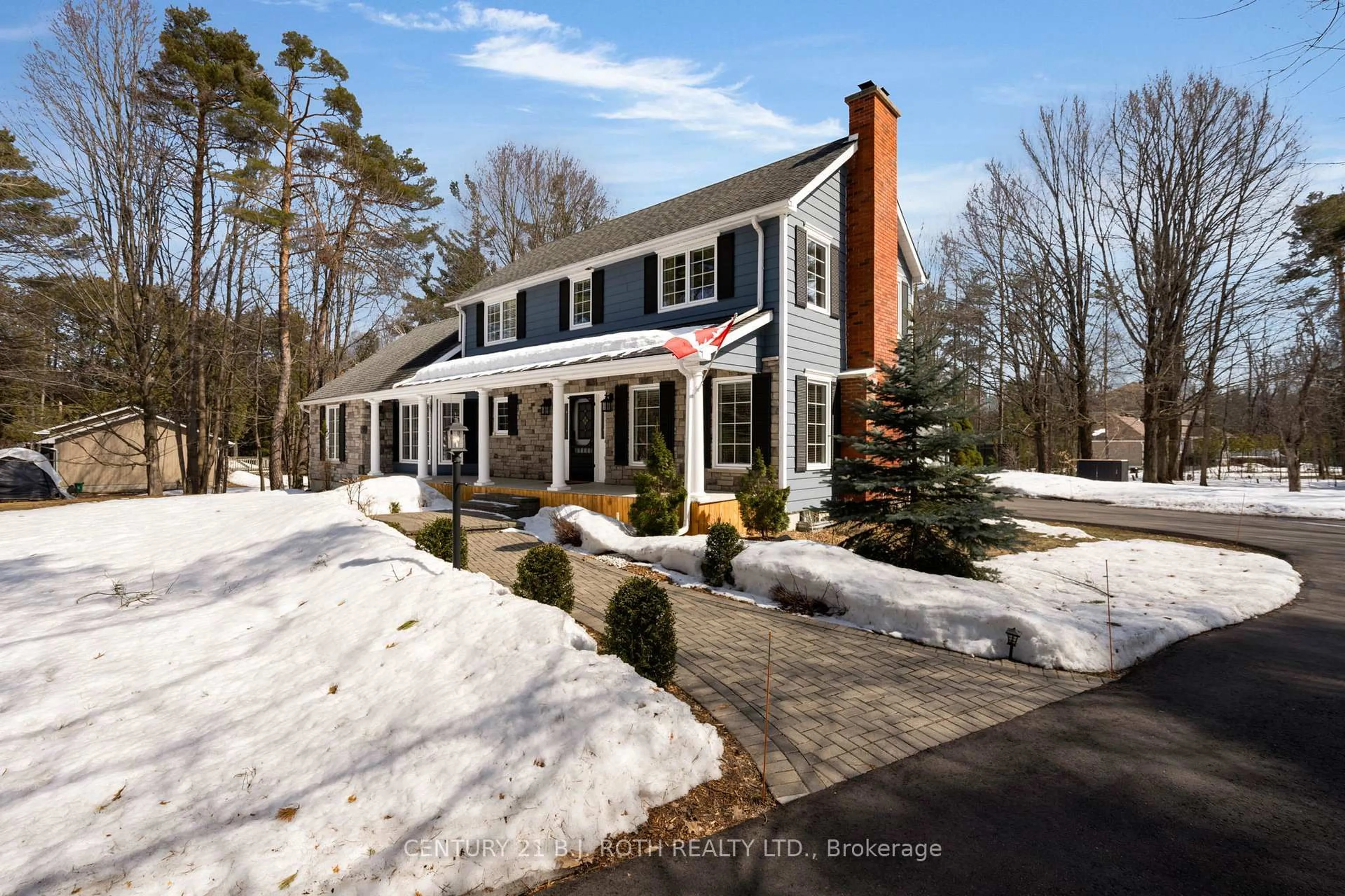 Home with brick exterior material, street for 1897 Marchmont Rd, Severn Ontario L3V 6H2