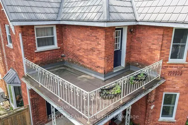 275 Barrie Rd, Orillia 4