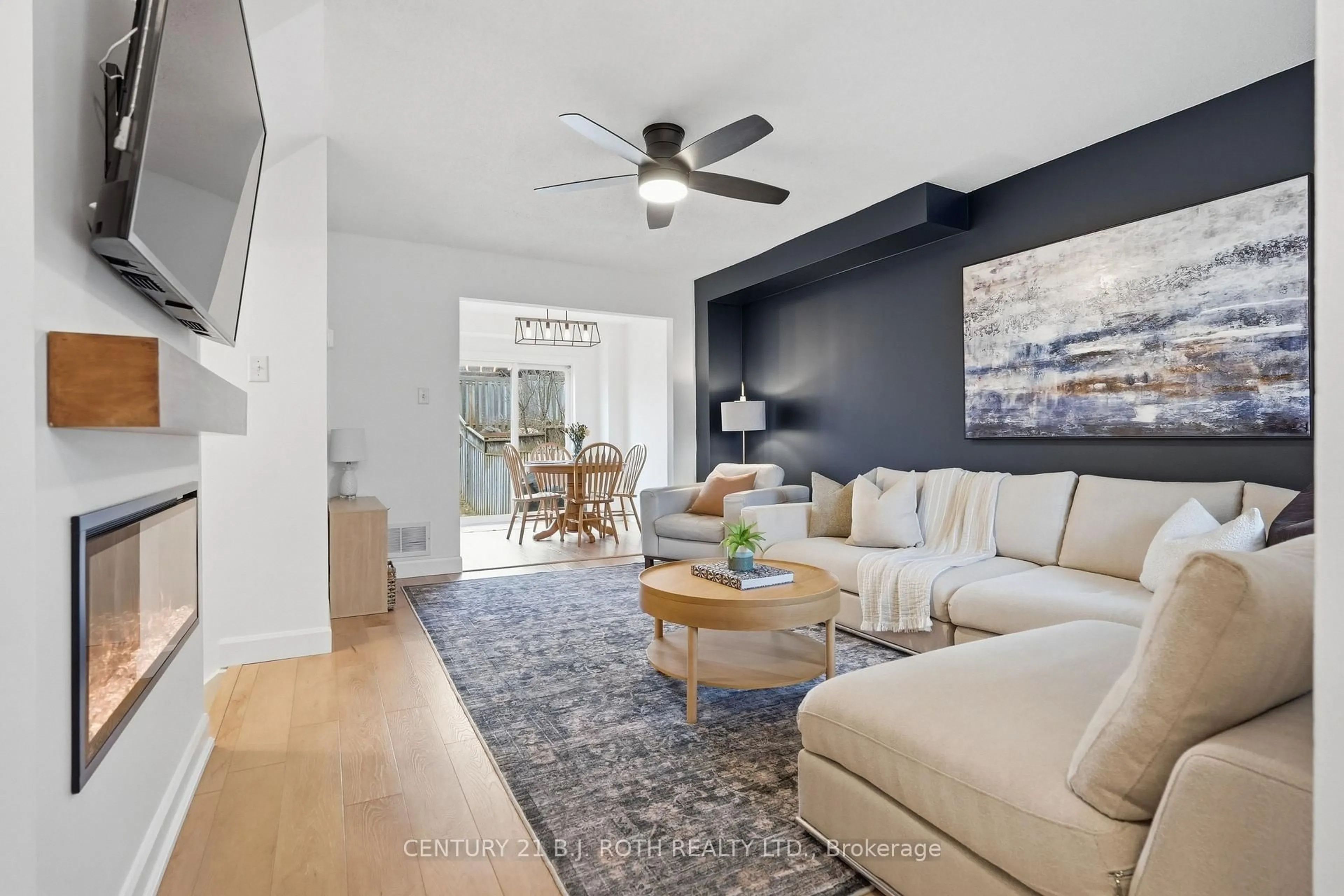 Living room with furniture, unknown for 387 Ferndale Dr, Barrie Ontario L4N 0M1