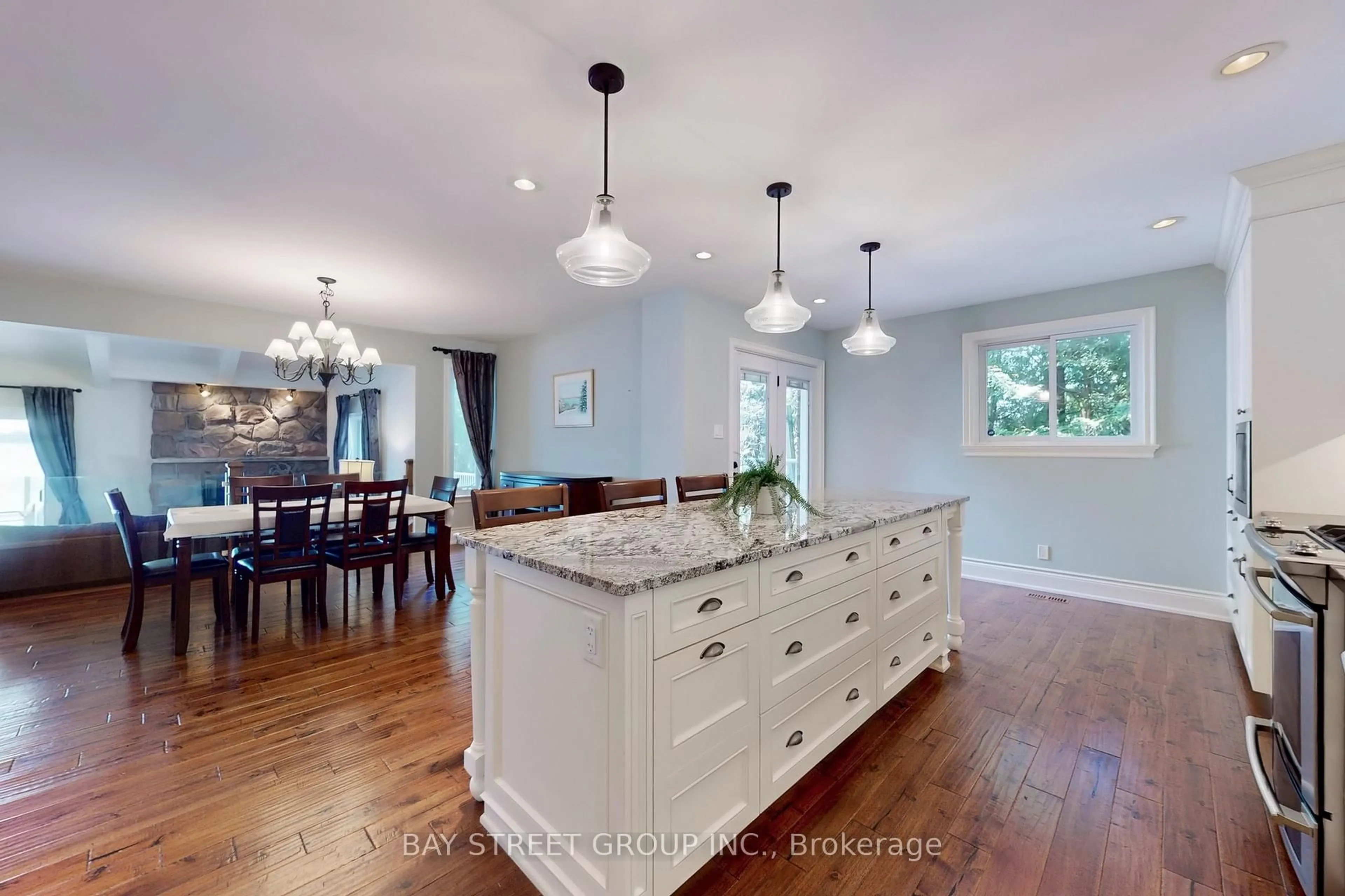 Open concept kitchen, unknown for 3784 Tuppy Dr, Ramara Ontario L3V 6H7