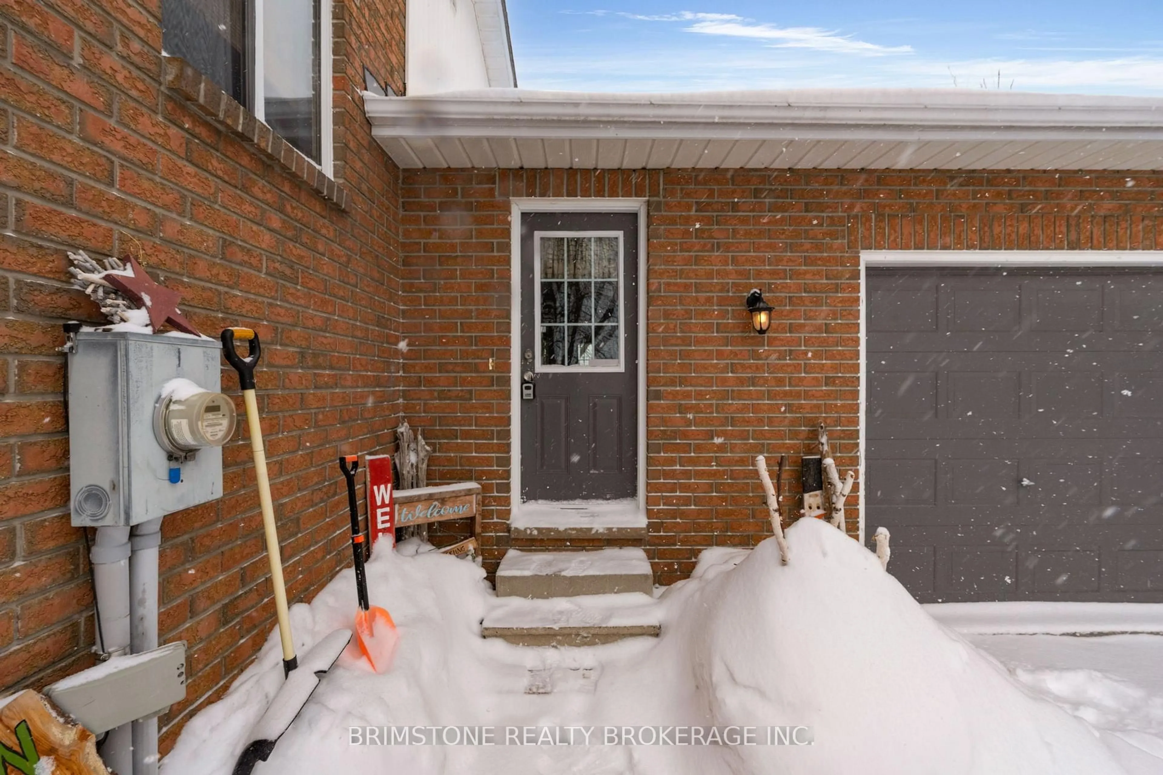 Home with brick exterior material, street for 220 Morgan Rd, Wasaga Beach Ontario L9Z 1N4