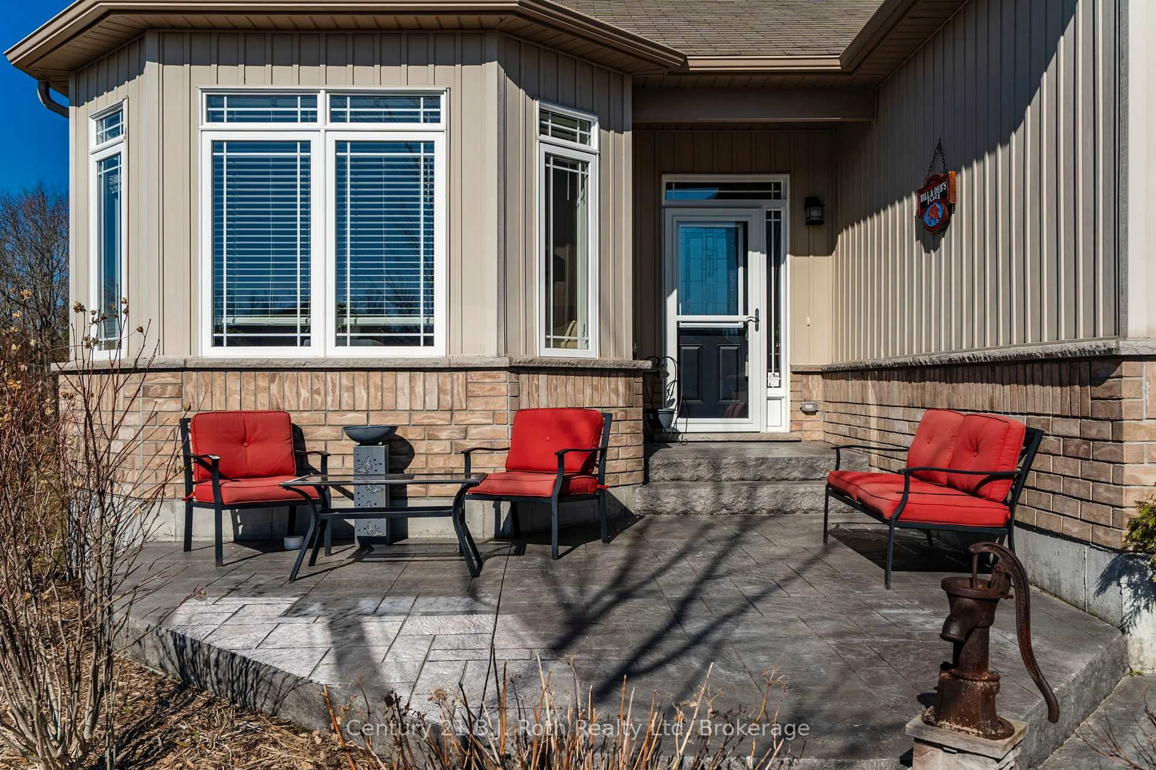 Patio, street for 9 Charlie Rawson Blvd, Tay Ontario L0K 2A0