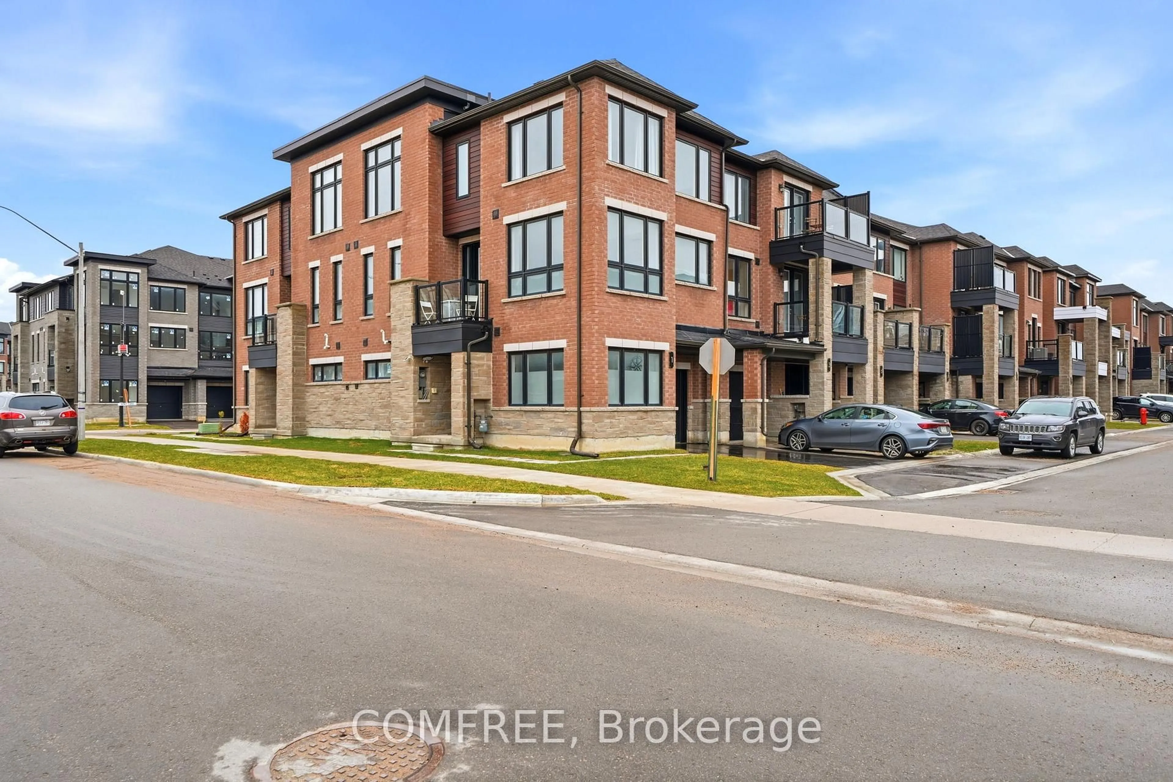 Unknown for 1 Red Maple Lane, Barrie Ontario L9J 0N4