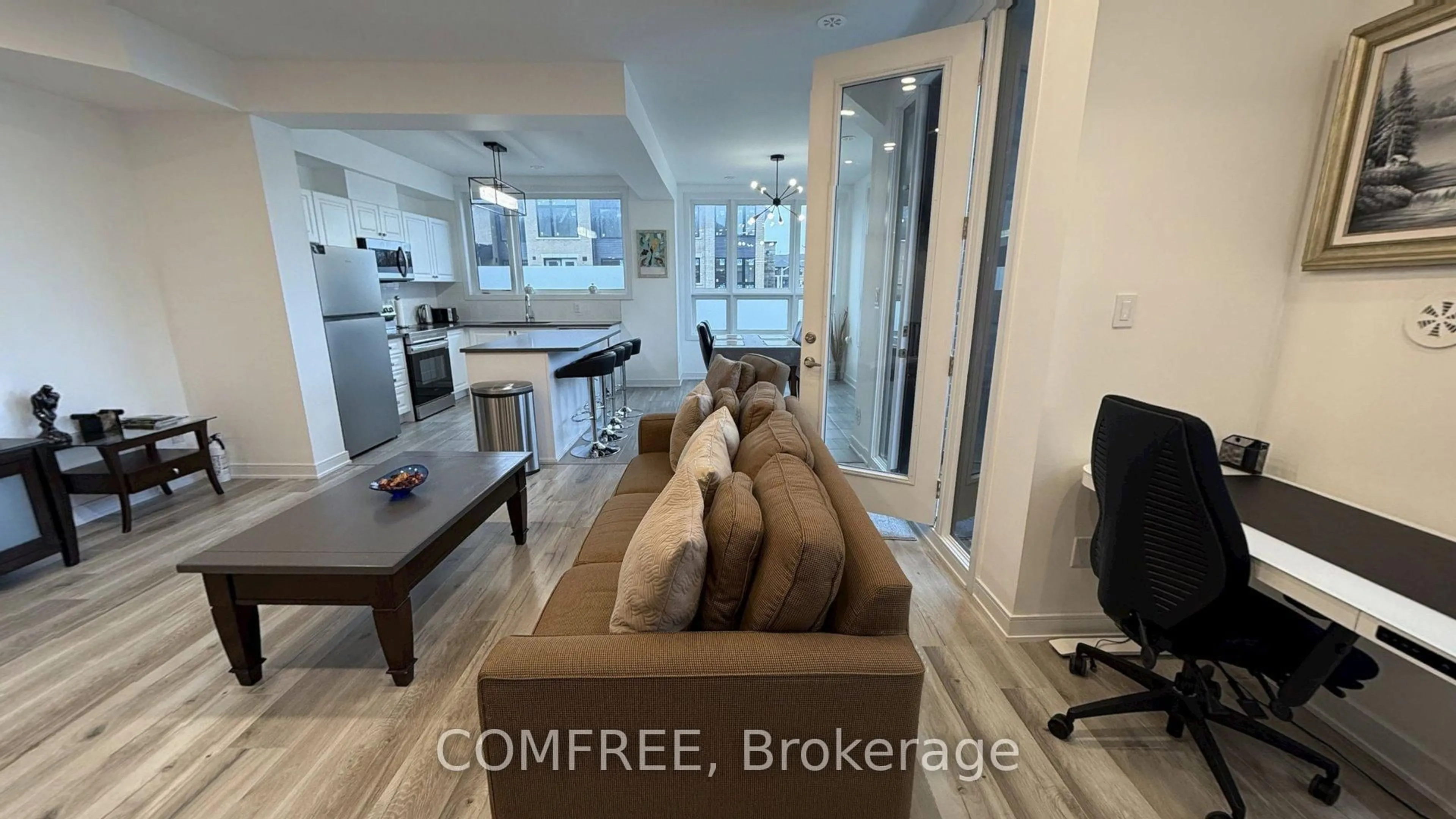 Unknown for 1 Red Maple Lane, Barrie Ontario L9J 0N4