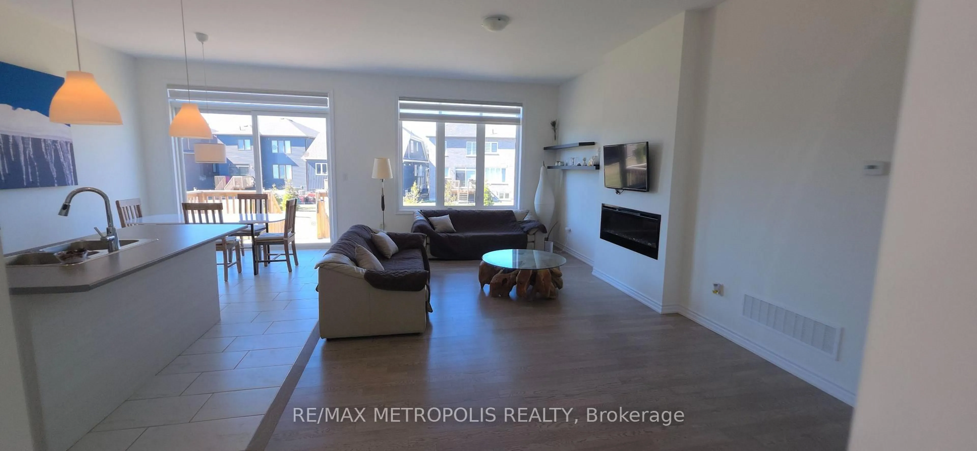 Living room with furniture, unknown for 298 Ramblewood Dr, Wasaga Beach Ontario L9Z 0C4