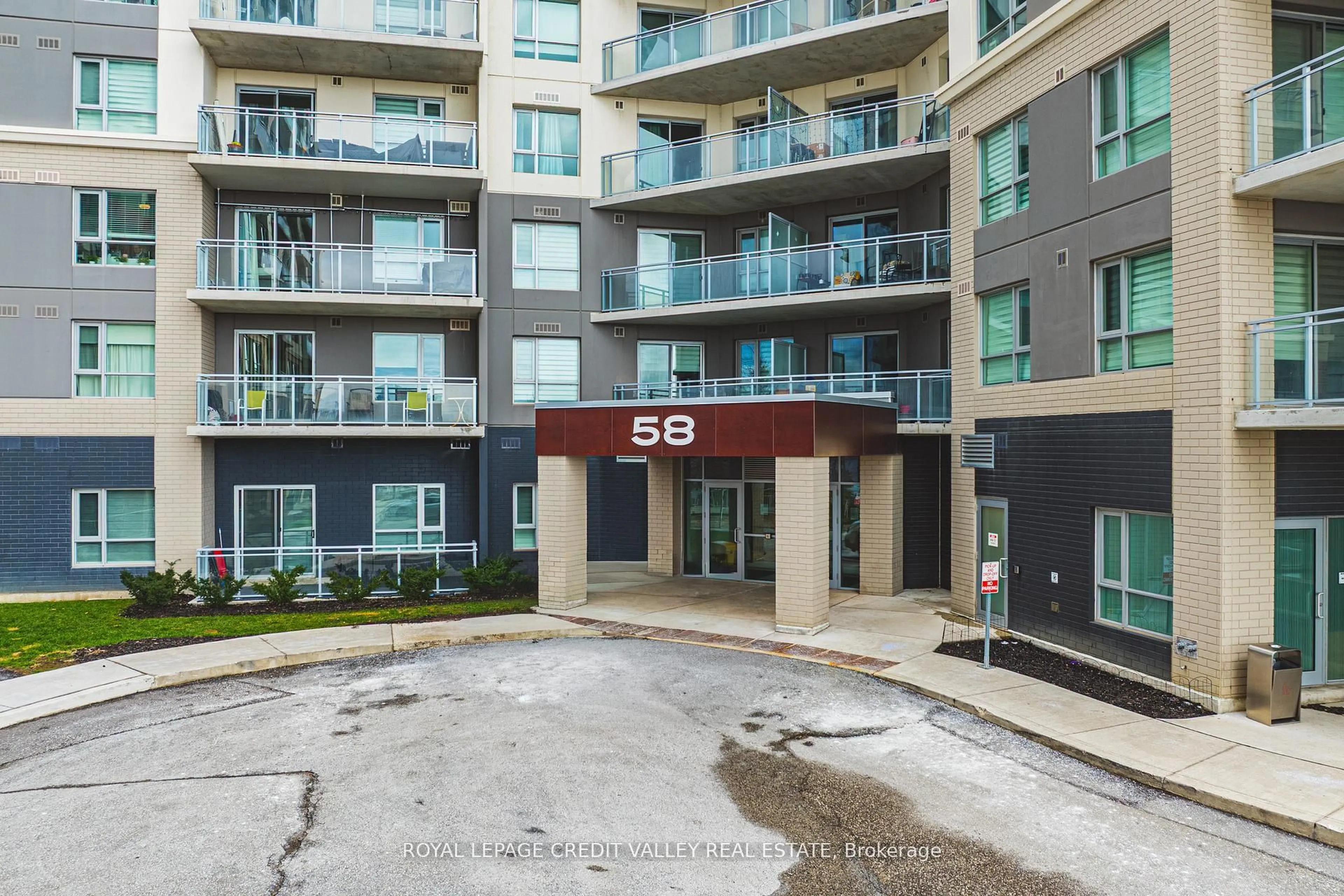 Unknown for 58 Lakeside Terr #317, Barrie Ontario L4M 0L5