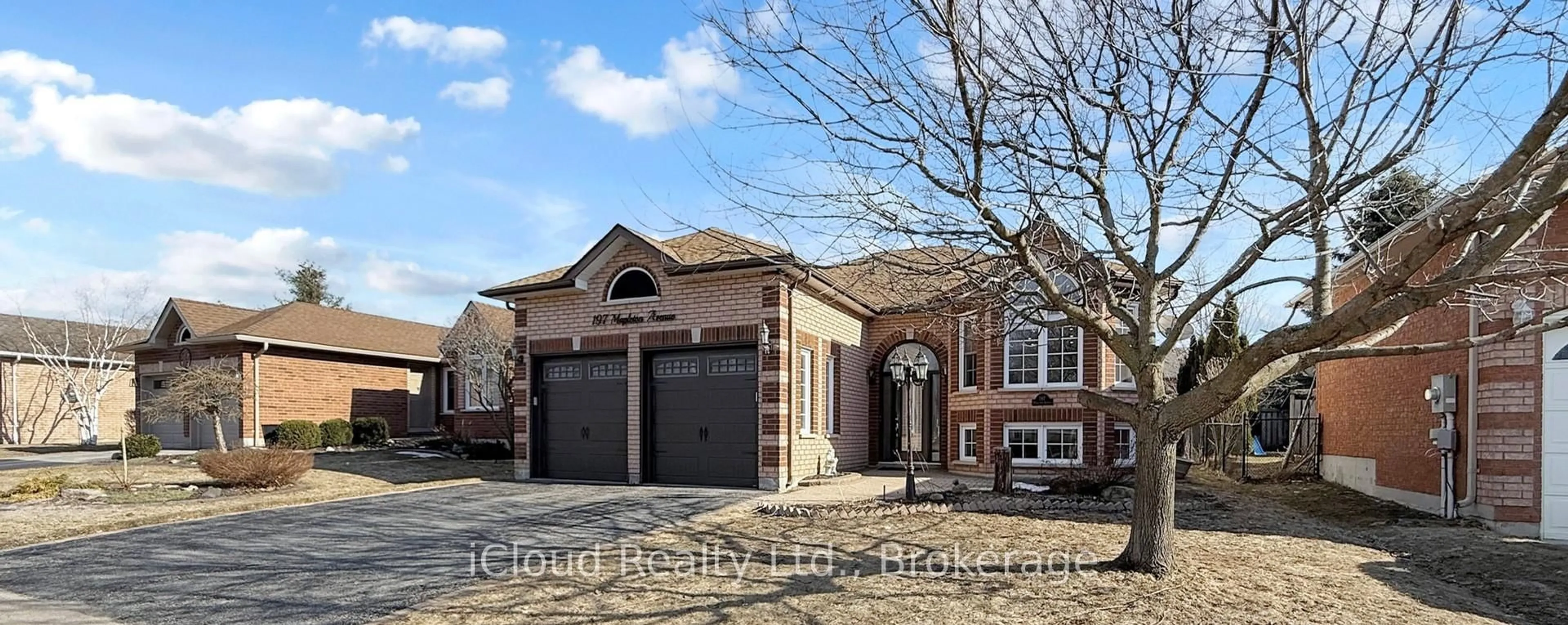 Home with brick exterior material, street for 197 Mapleton Ave, Barrie Ontario L4N 8T5
