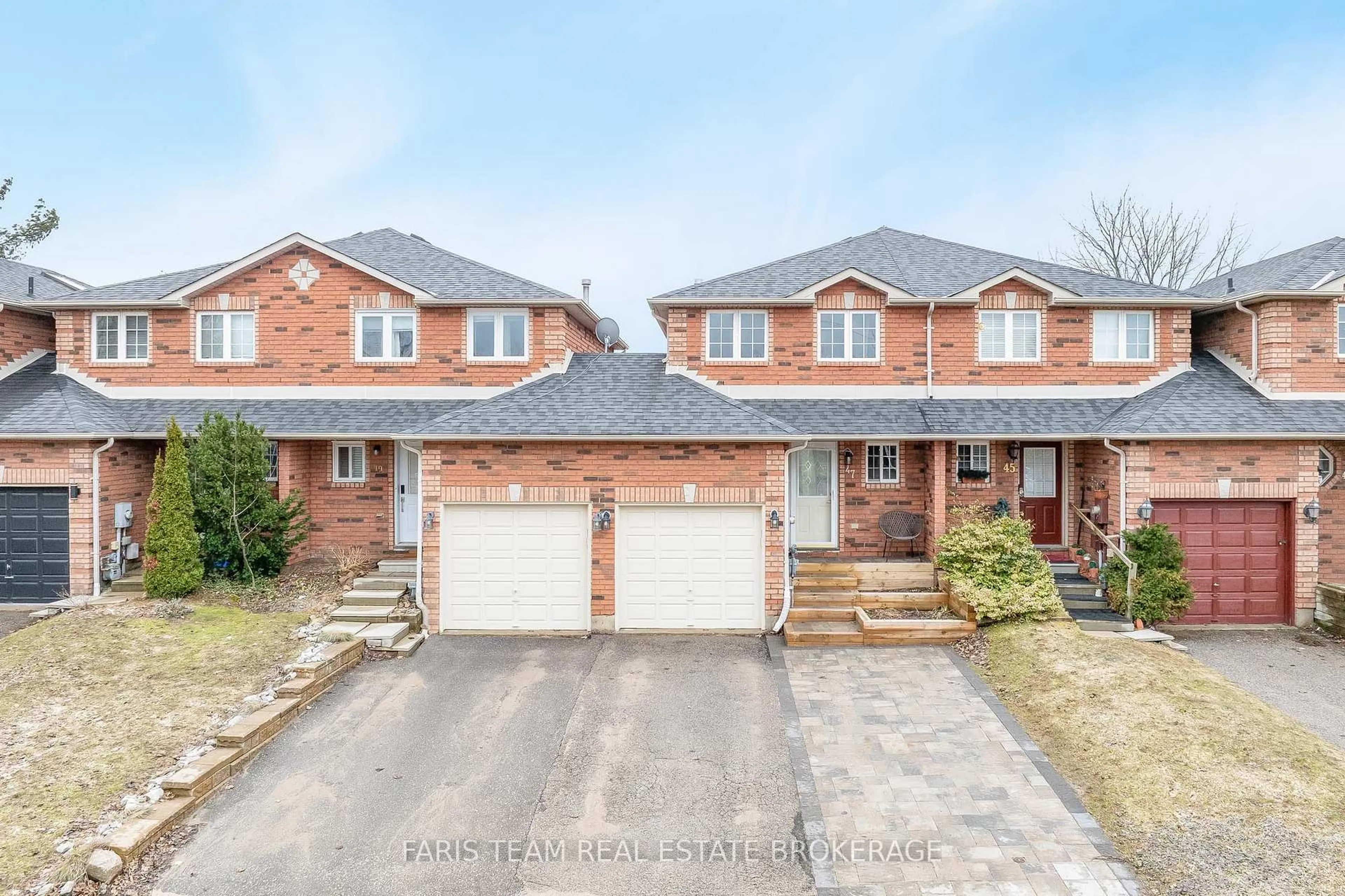 Home with brick exterior material, street for 47 Bibby Crt, Barrie Ontario L4N 8T4