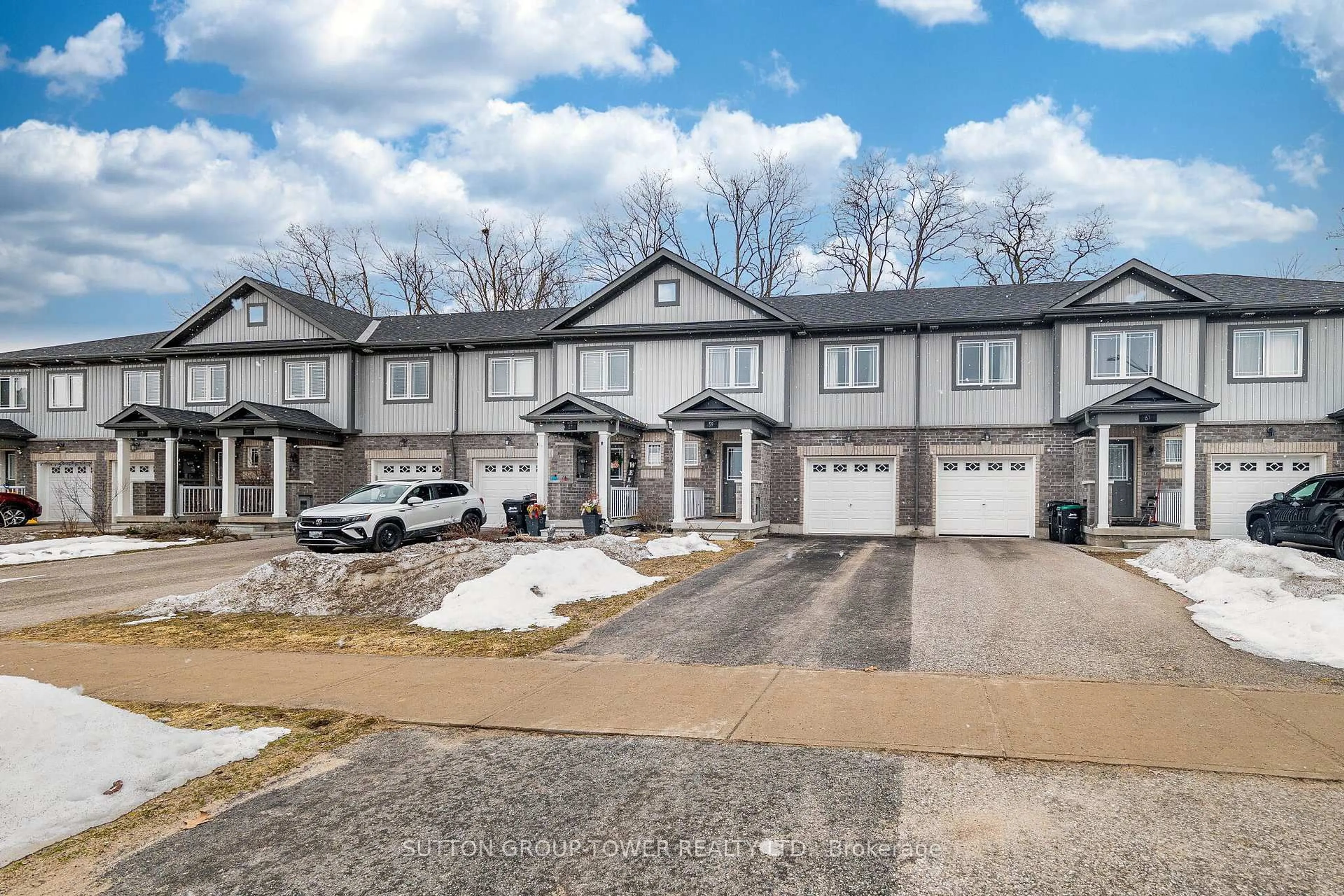 A pic from outside/outdoor area/front of a property/back of a property/a pic from drone, street for 59 Frank's Way, Barrie Ontario L4N 3J1