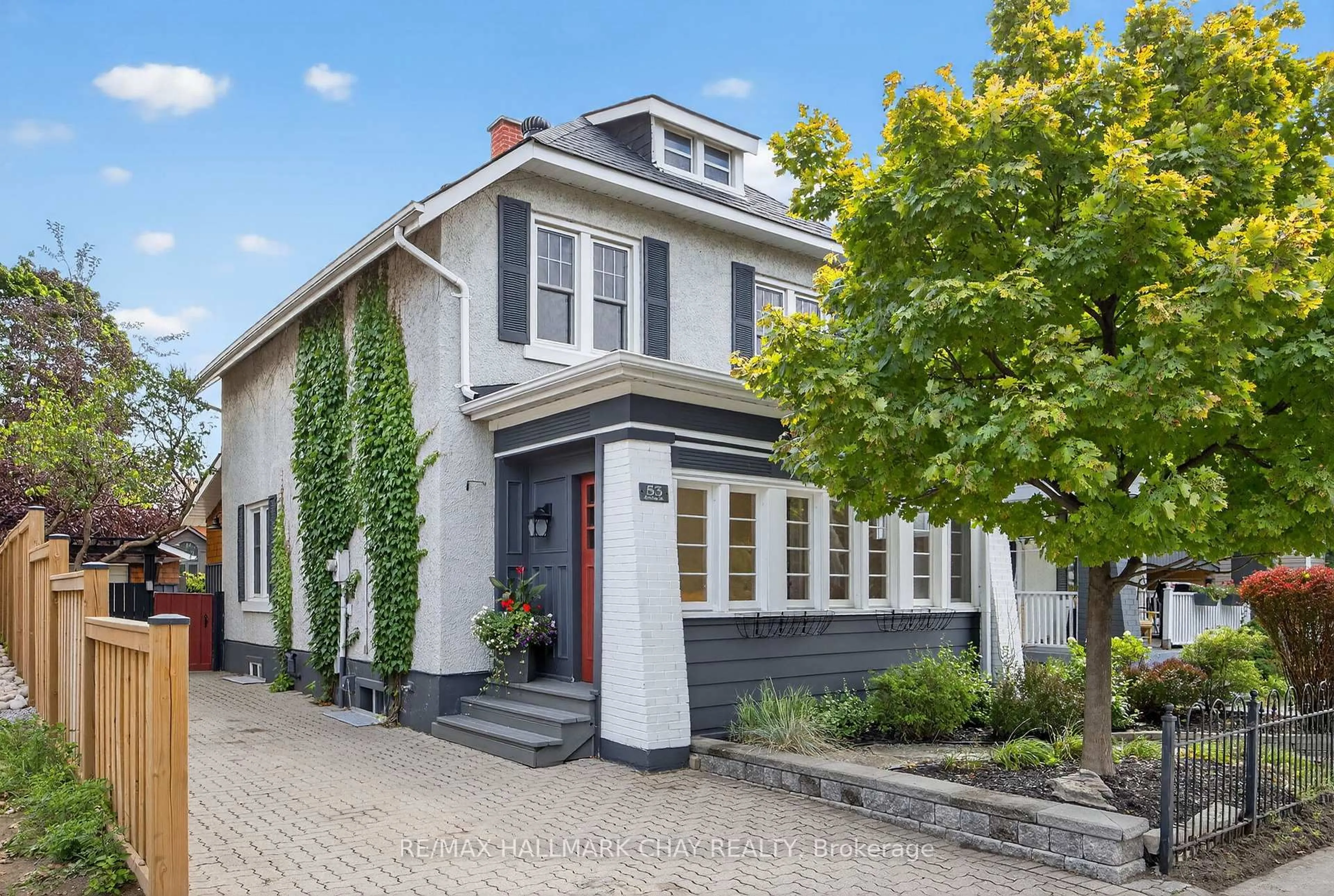 Home with brick exterior material, street for 53 Eccles St, Barrie Ontario L4N 1Y3