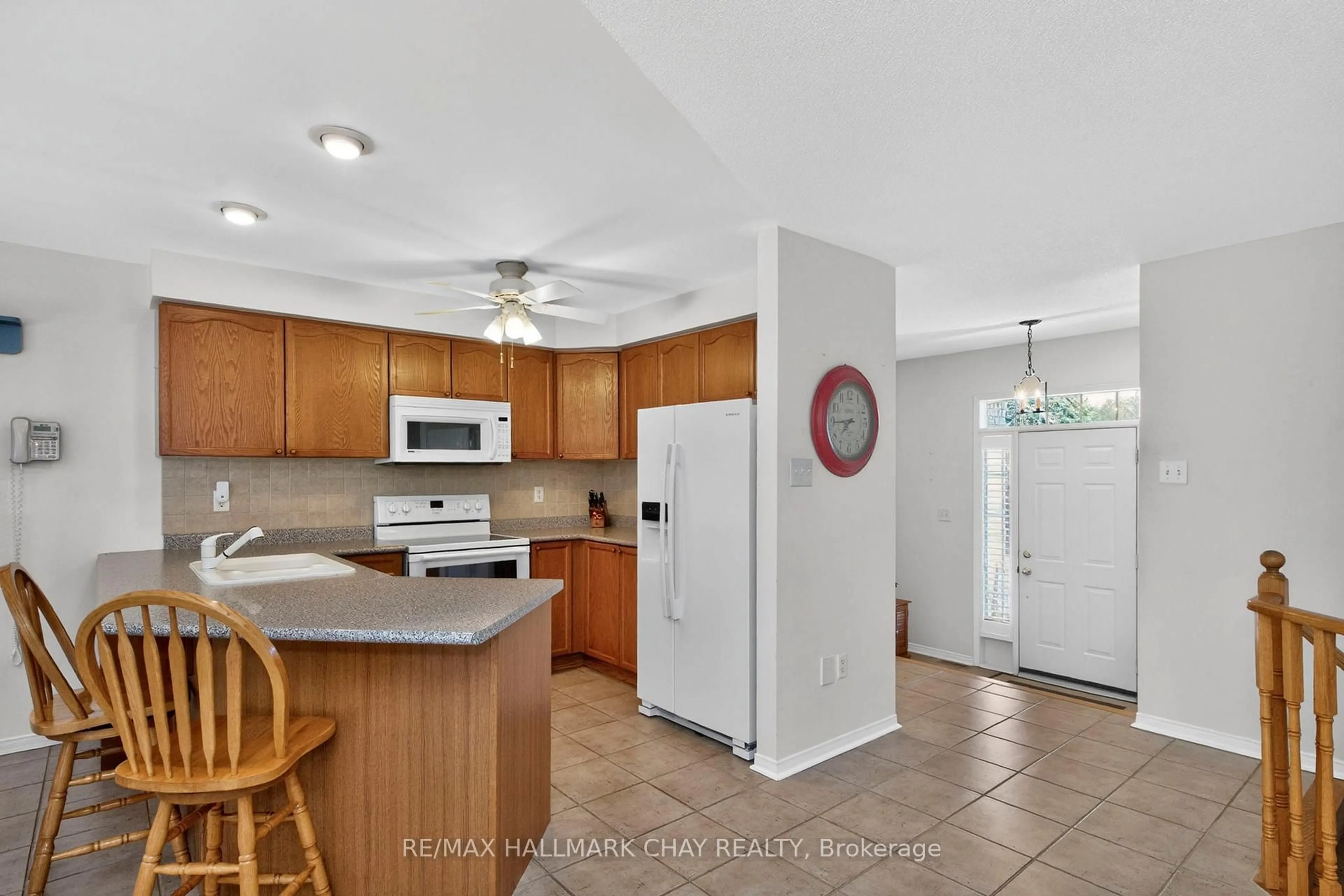 Unknown for 4 Bay Crt, Wasaga Beach Ontario L9Z 1P7