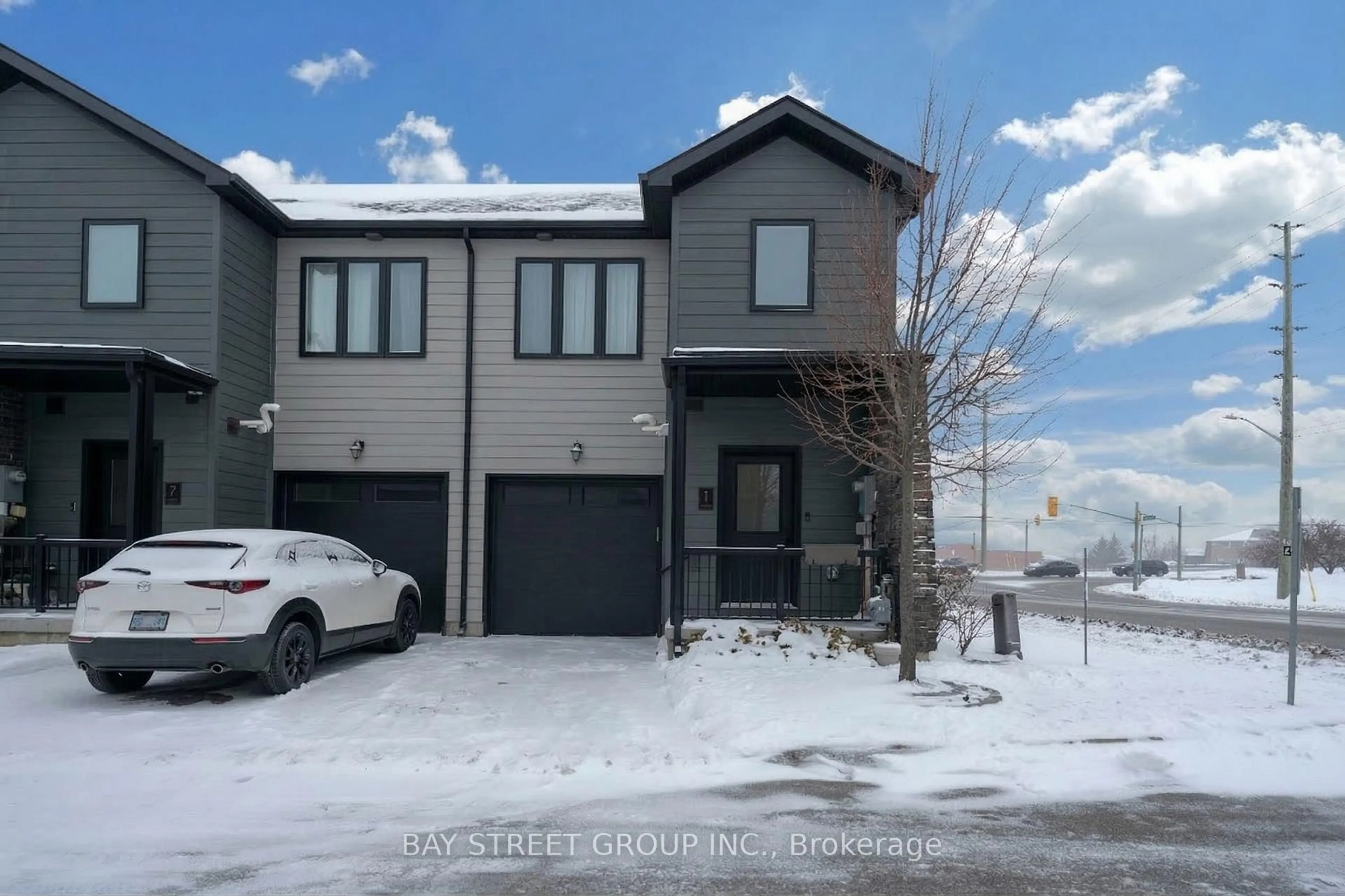 Unknown for 1 Stonehart Lane #22, Barrie Ontario L4M 7E8