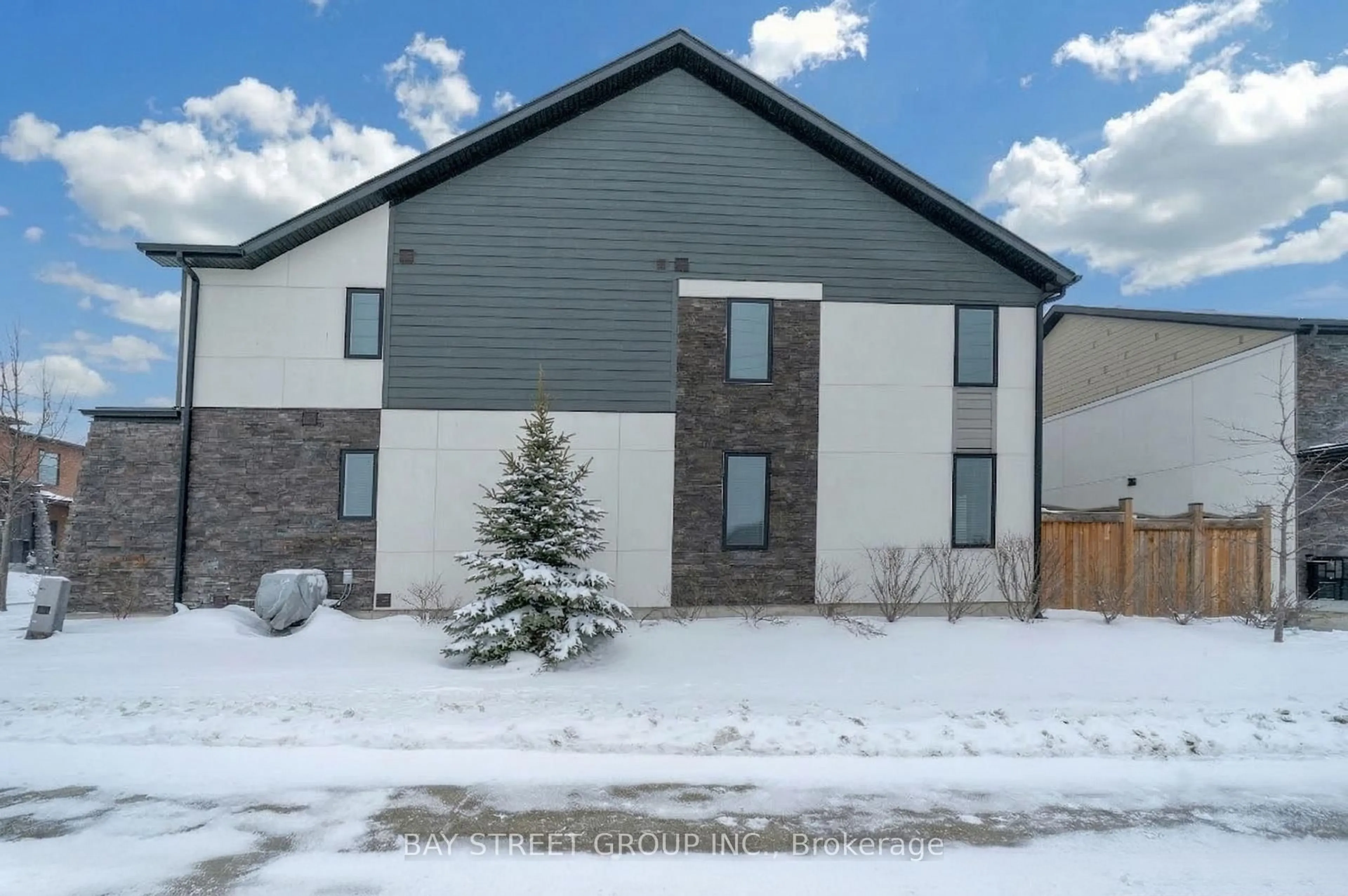 Unknown for 1 Stonehart Lane #22, Barrie Ontario L4M 7E8