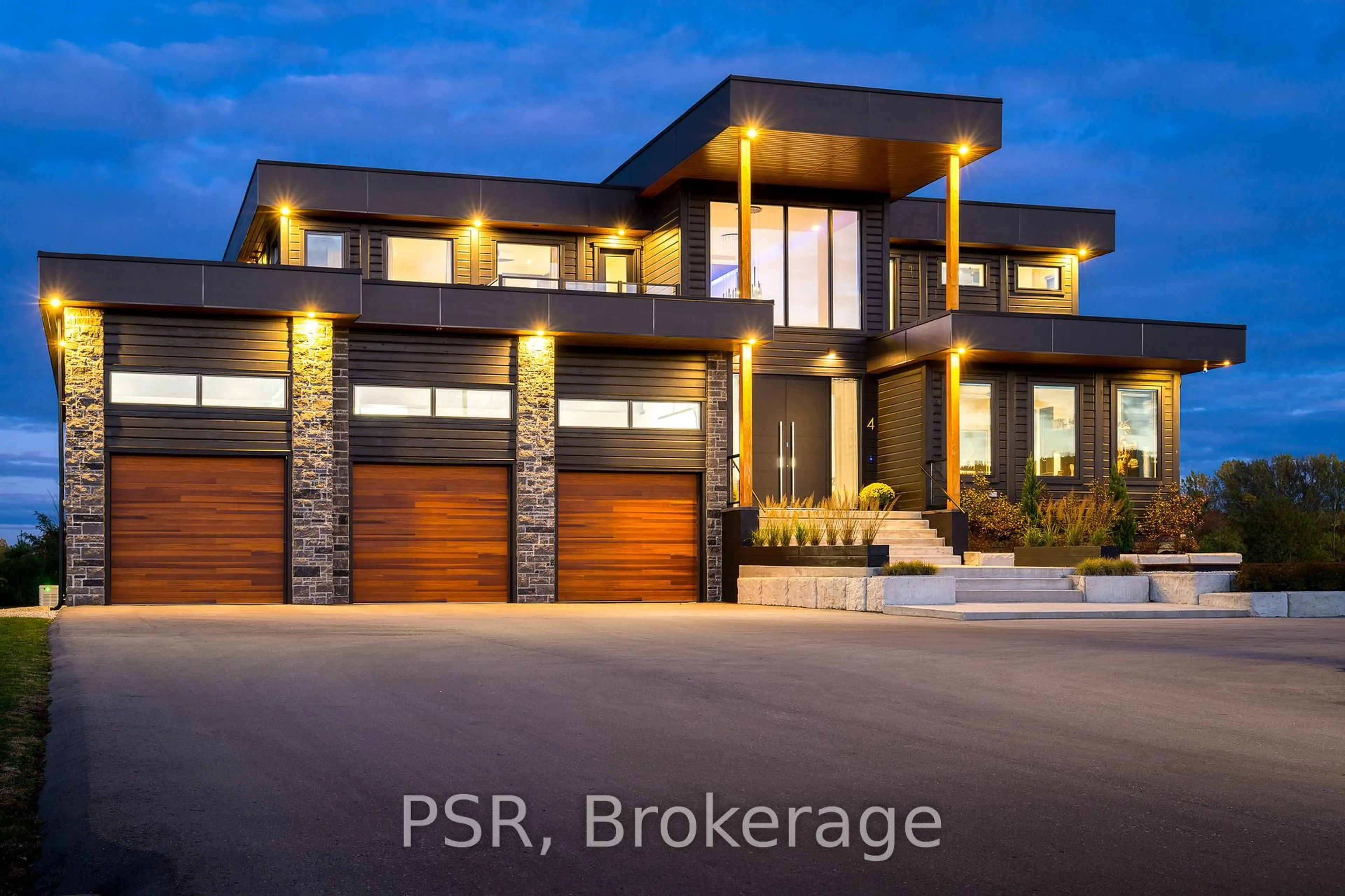 Home with brick exterior material, street for 4 Raintree Crt, Clearview Ontario L9Y 0K2