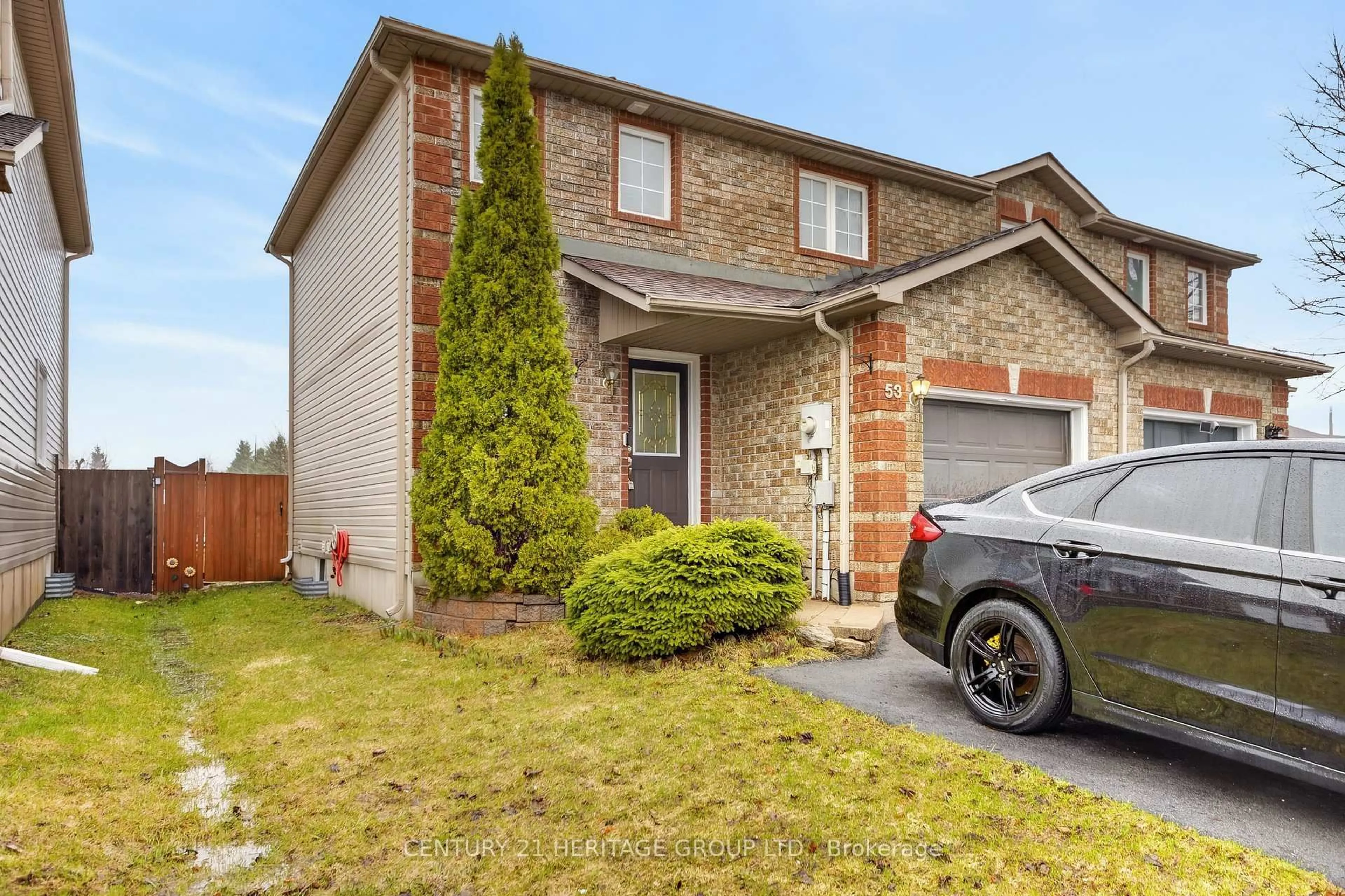 Home with brick exterior material, street for 53 Dunsmore Lane, Barrie Ontario L4M 6Z9