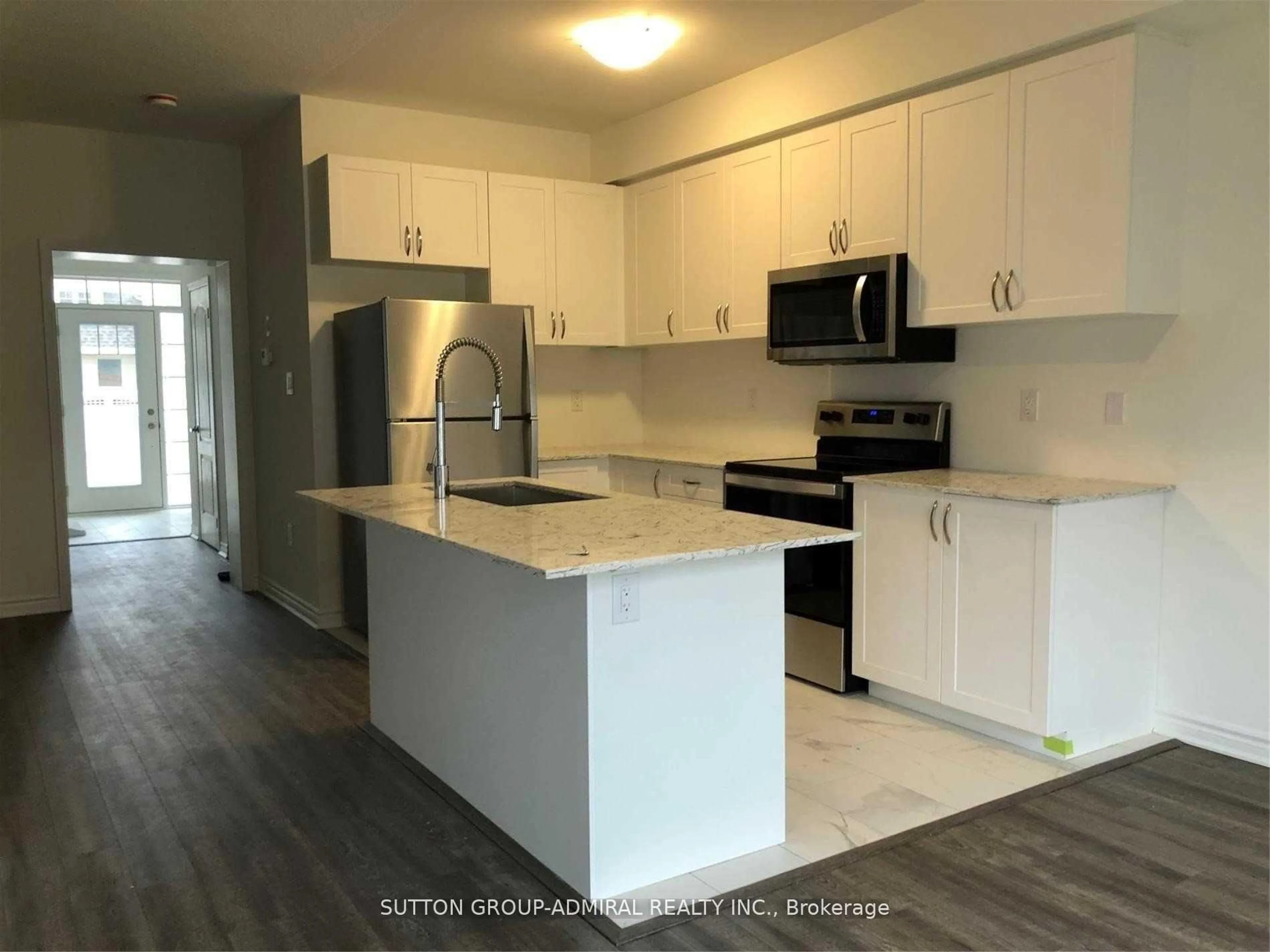 Open concept kitchen, unknown for 12 Bobolink Dr, Wasaga Beach Ontario L9Z 0J2