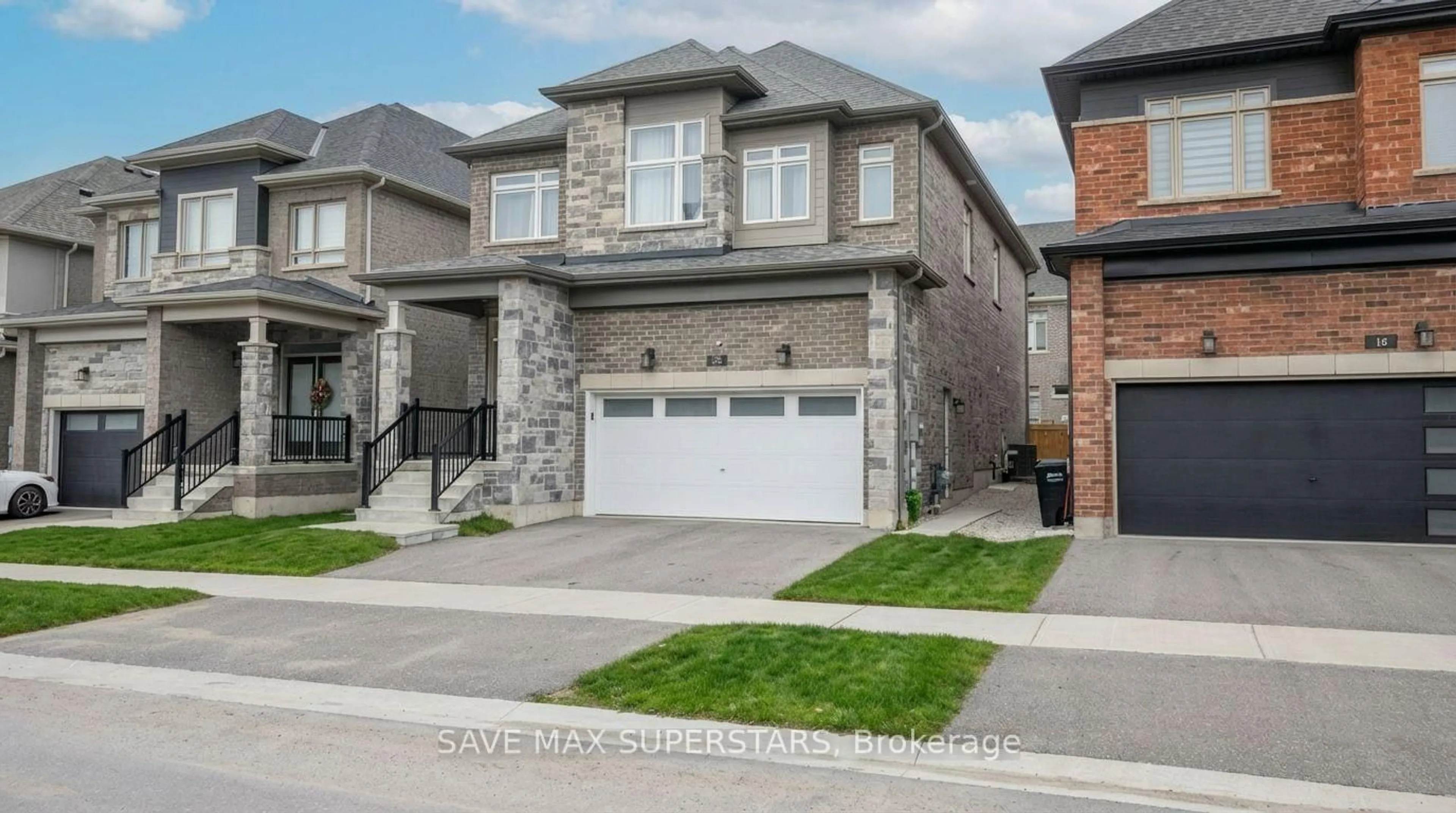 Home with brick exterior material, street for 20 Paddington Grve, Barrie Ontario L9J 0J3