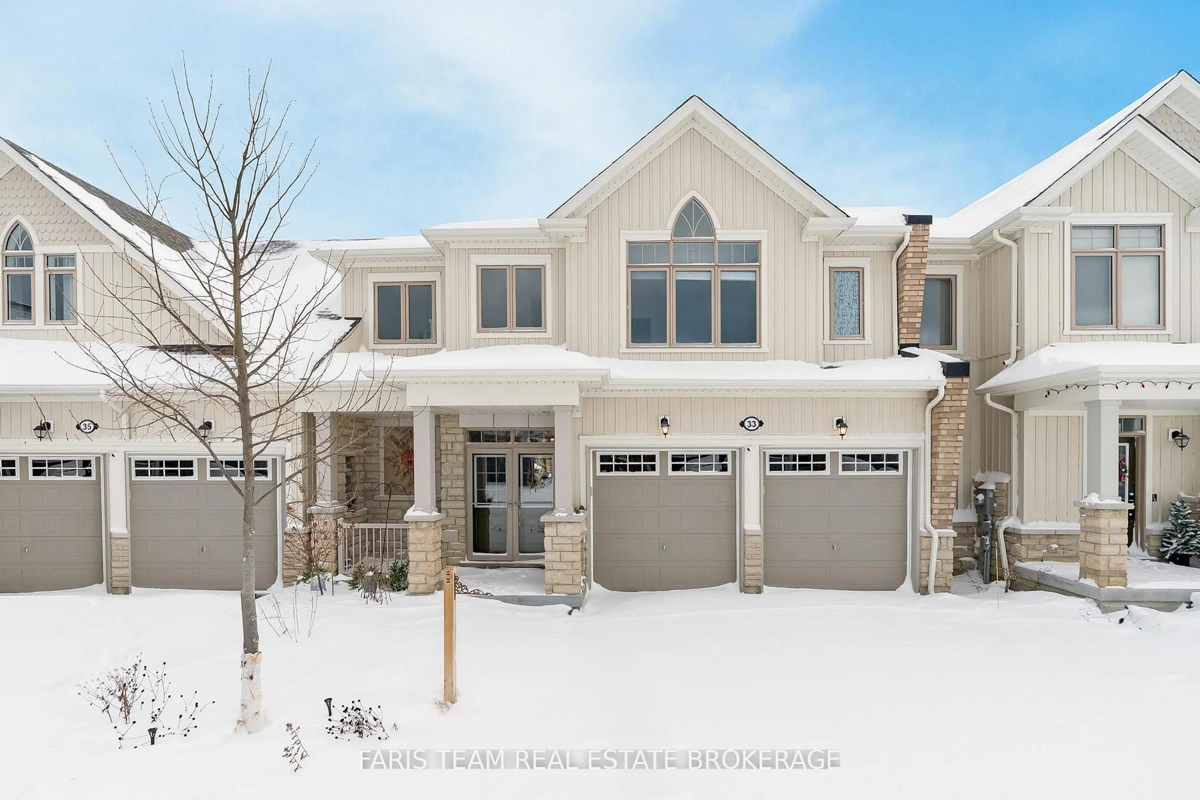 Home with brick exterior material, street for 33 Bianca Cres, Wasaga Beach Ontario L9Z 0H6