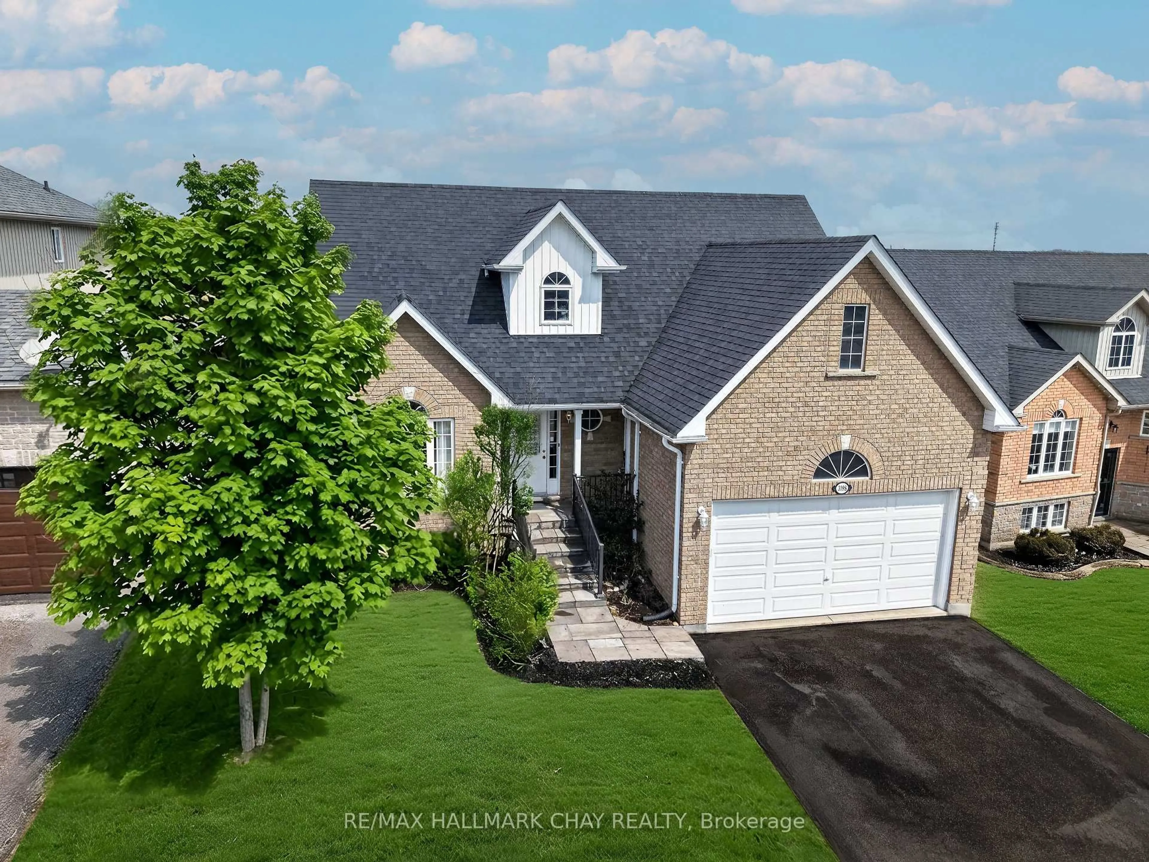 A pic from outside/outdoor area/front of a property/back of a property/a pic from drone, street for 3198 Bass Lake Sdrd, Orillia Ontario L3V 8A3