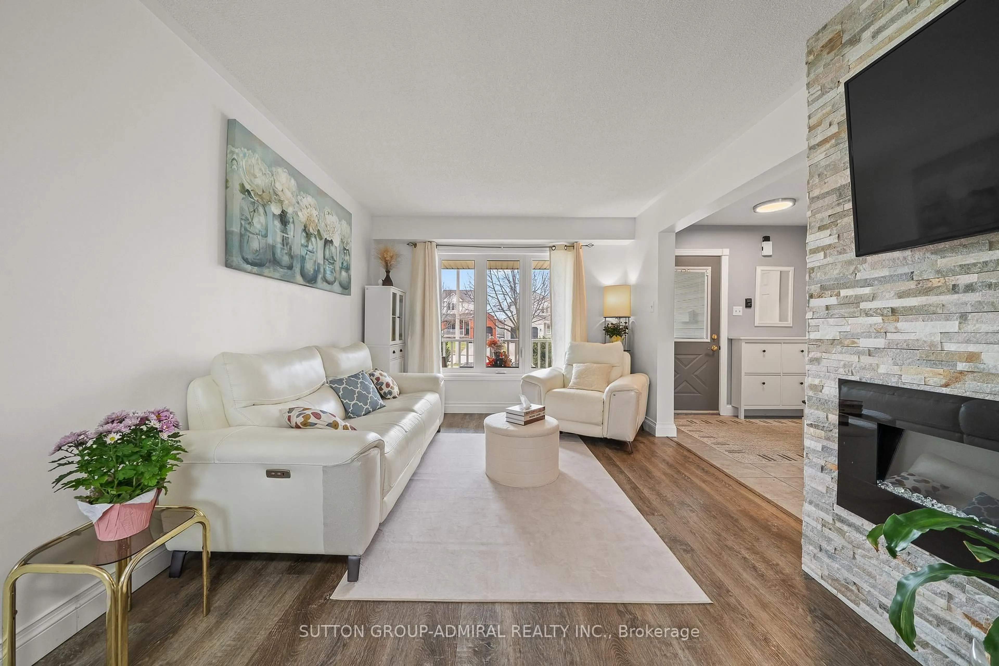 Living room with furniture, unknown for 52 Moir Cres, Barrie Ontario L4N 8B2