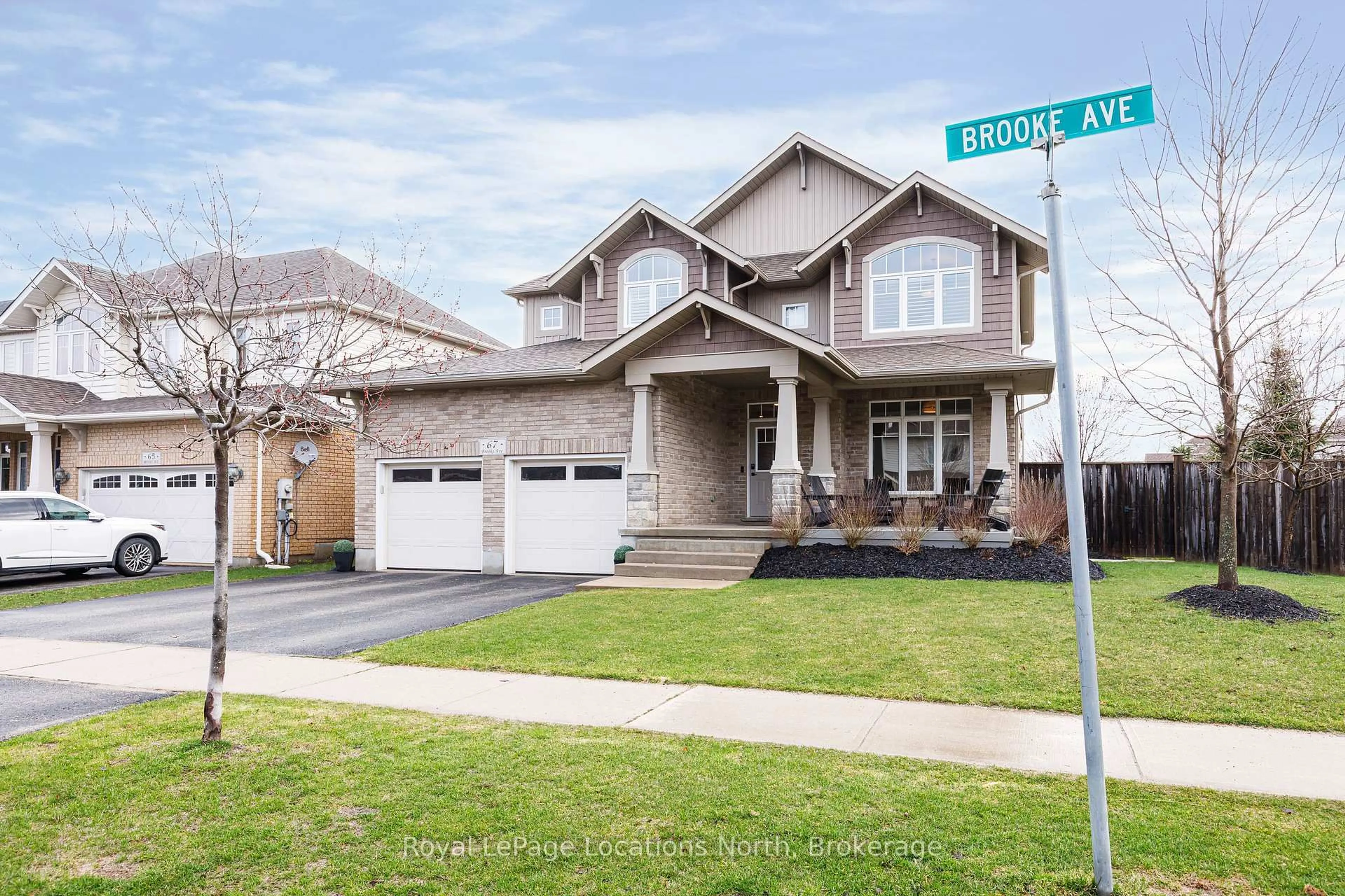 Home with brick exterior material, street for 67 Brooke Ave, Collingwood Ontario L9Y 0C5