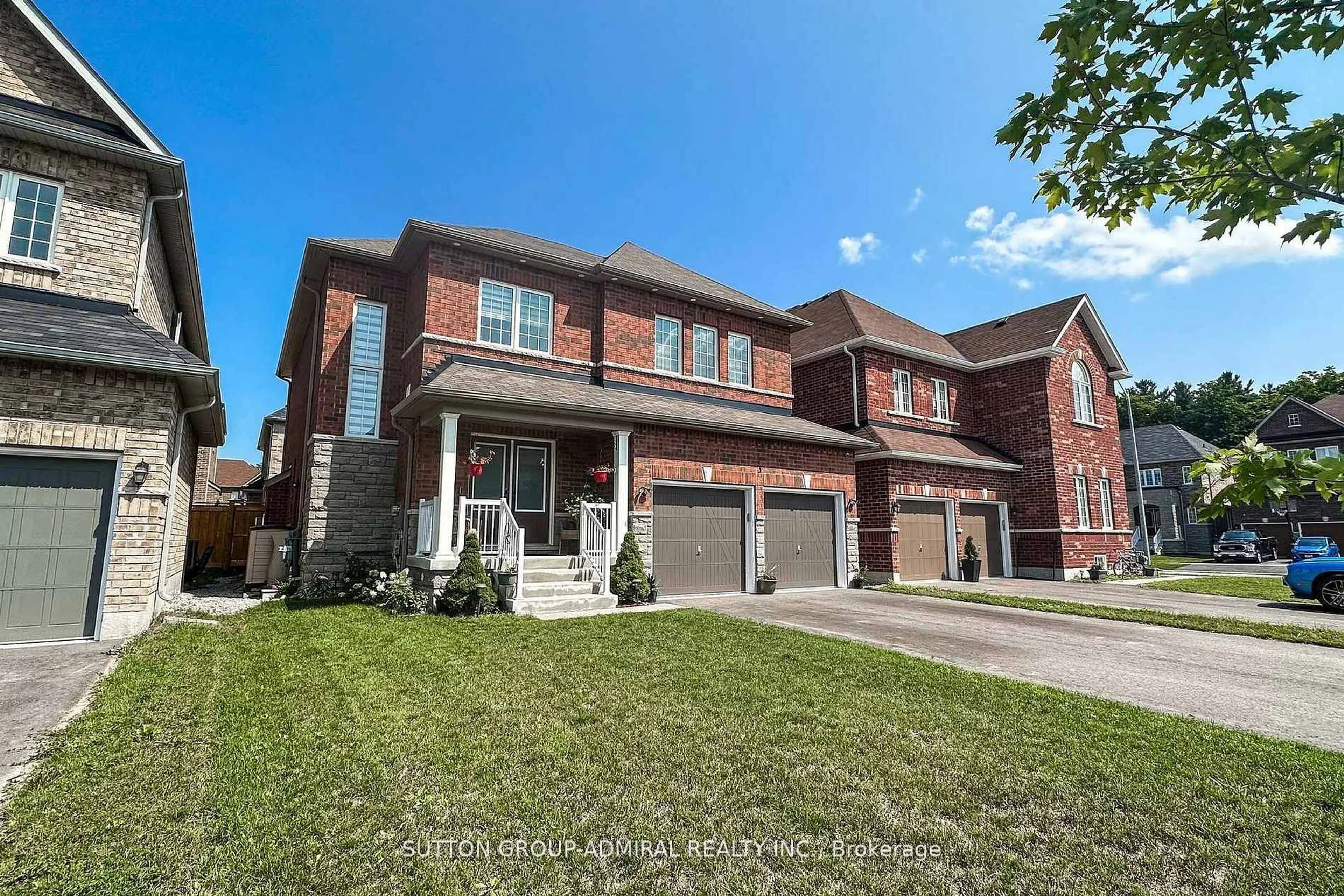 Home with brick exterior material, street for 3 Cypress Point St, Barrie Ontario L4N 5S4