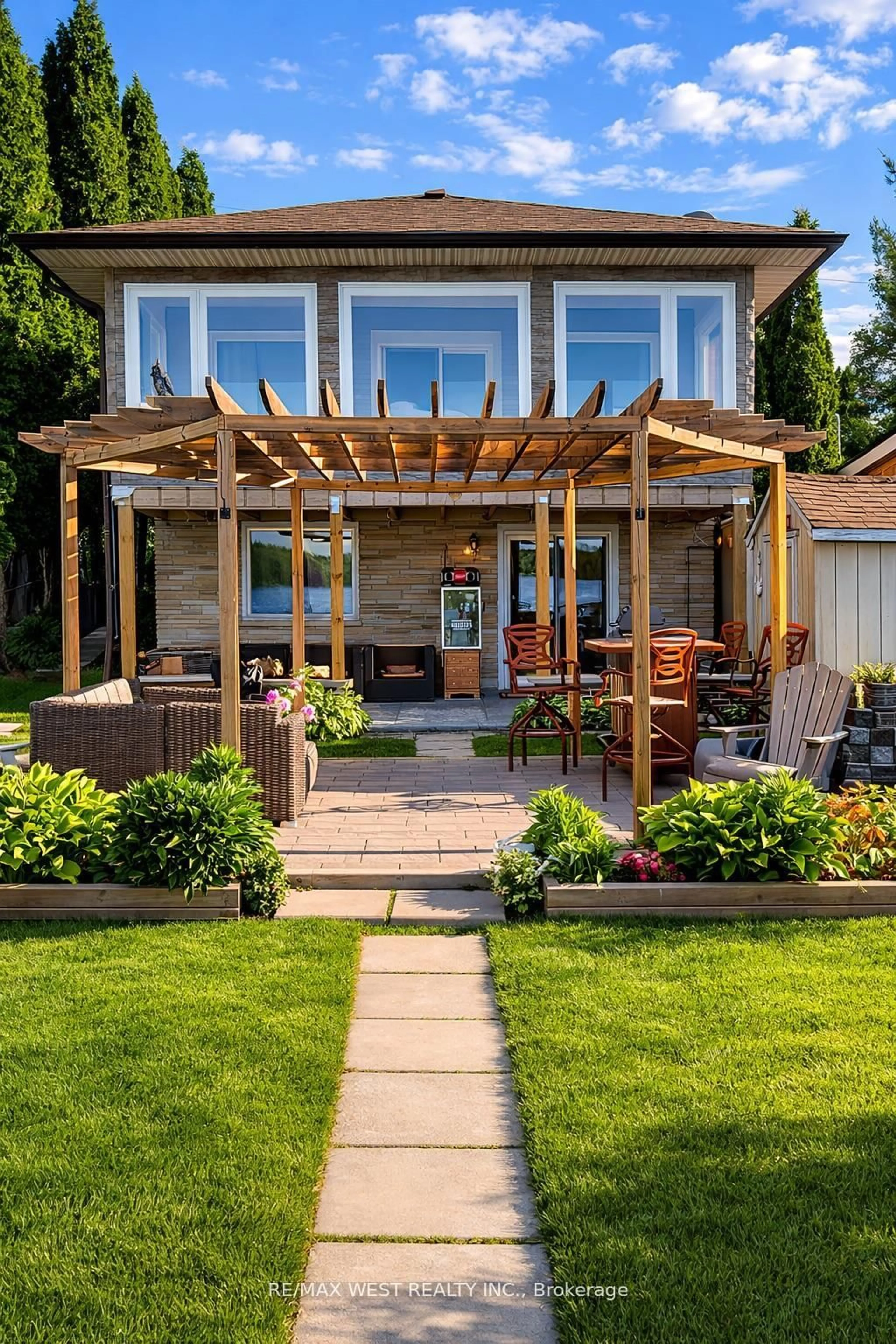 Patio, street for 2231 North Orr Lake Rd, Springwater Ontario L0L 1P0