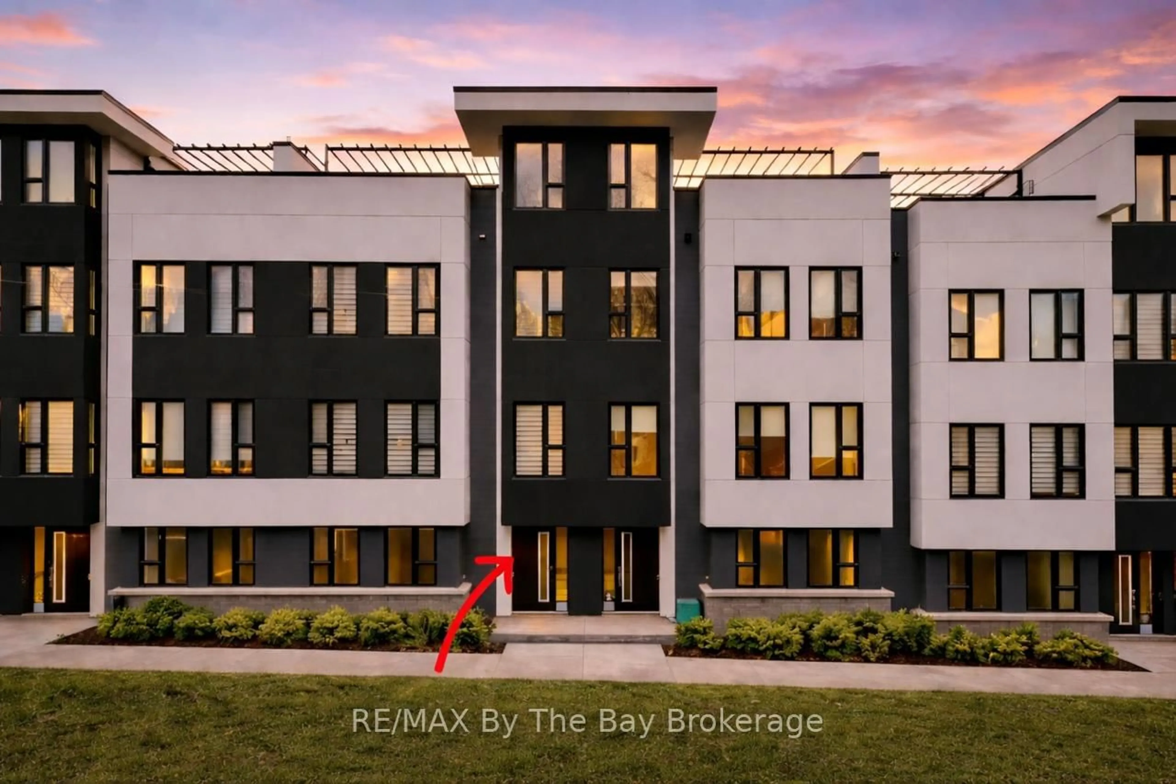 Unknown for 8 Bru Lor Lane, Orillia Ontario L3V 8P4