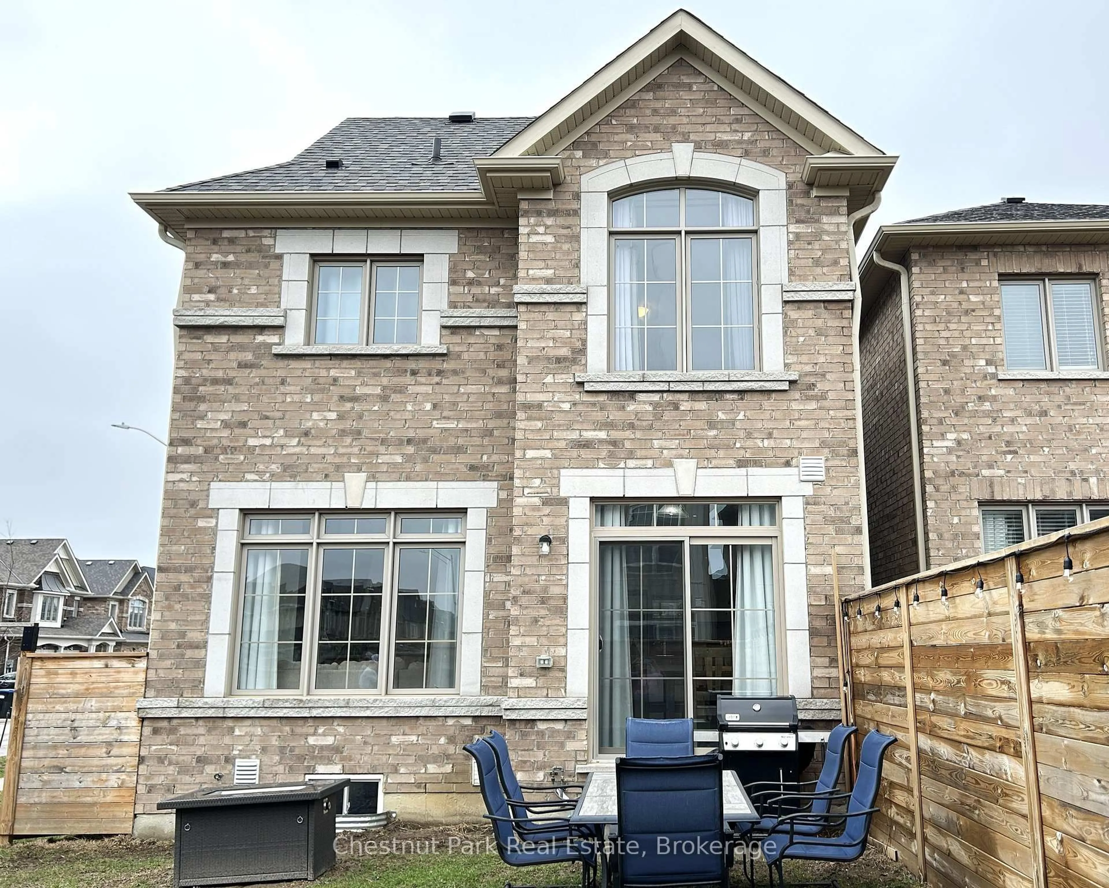 Home with brick exterior material, unknown for 90 Tracey Lane, Collingwood Ontario L9Y 3Y7