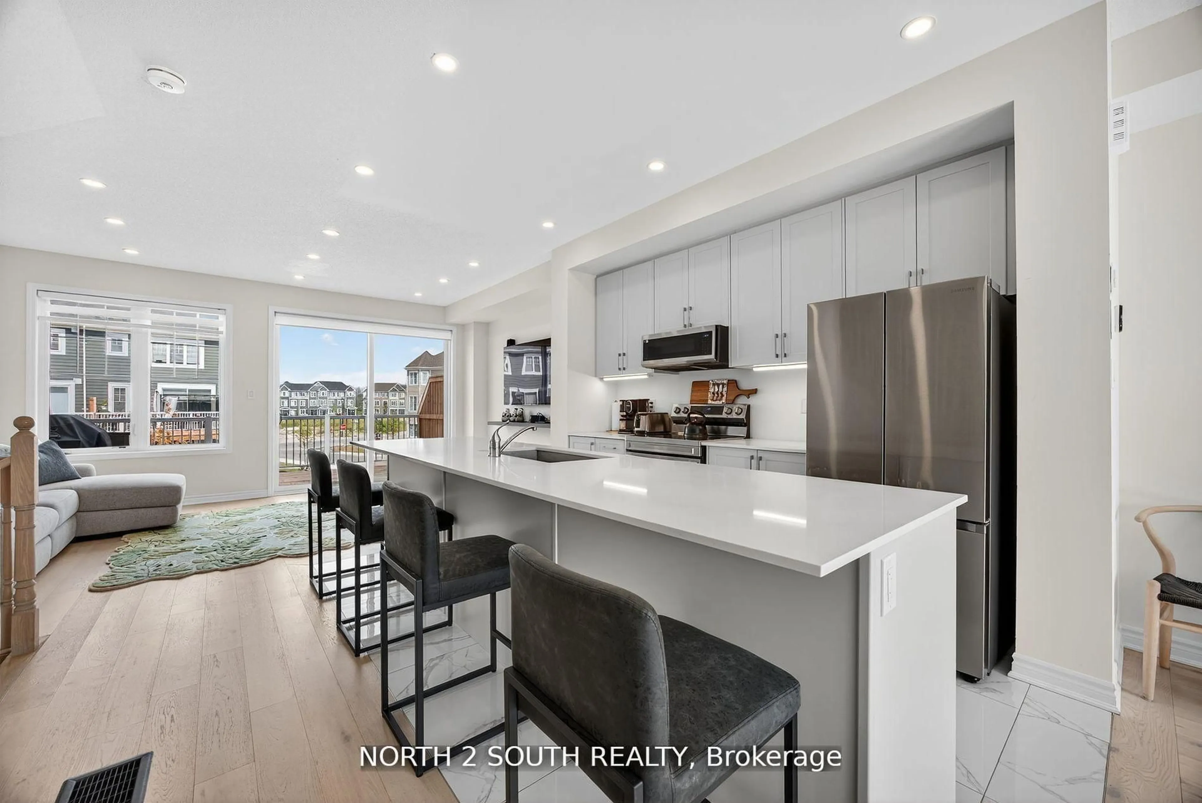 Open concept kitchen, ceramic/tile floor for 24 Abby Dr, Wasaga Beach Ontario L9Z 0K2
