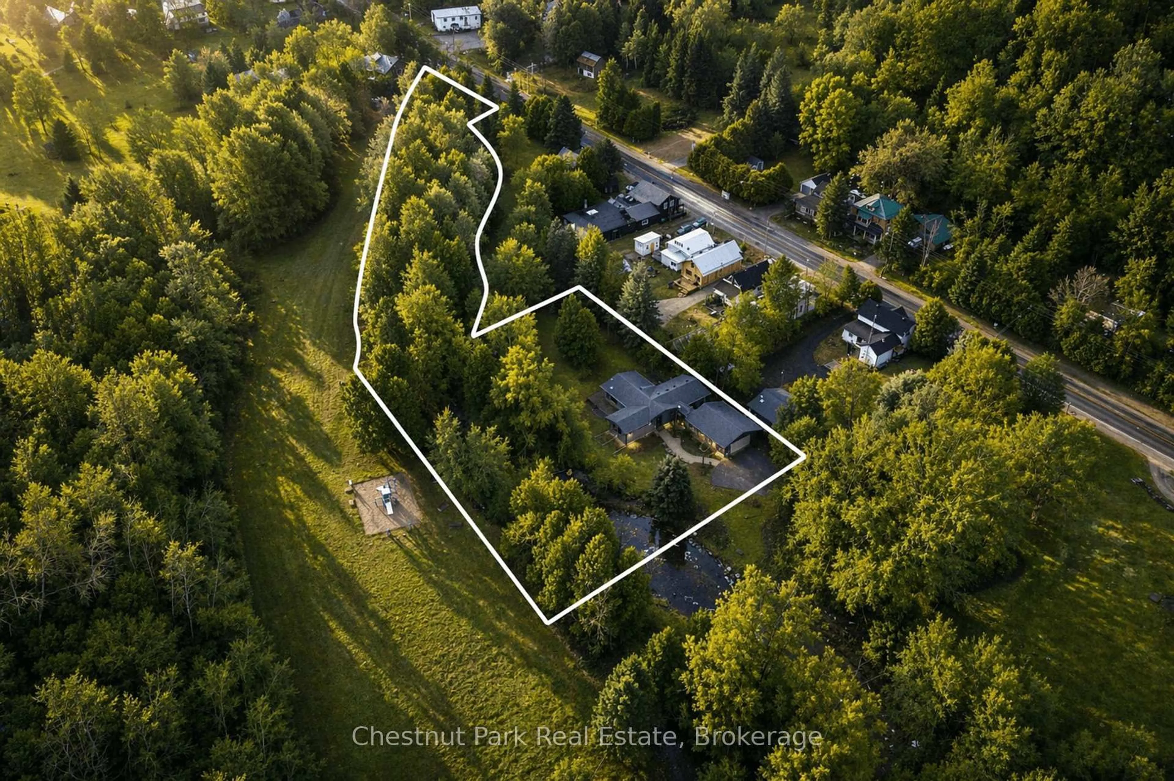 A pic from outside/outdoor area/front of a property/back of a property/a pic from drone, unknown for 8943 County Road 9, Clearview Ontario L0M 1G0