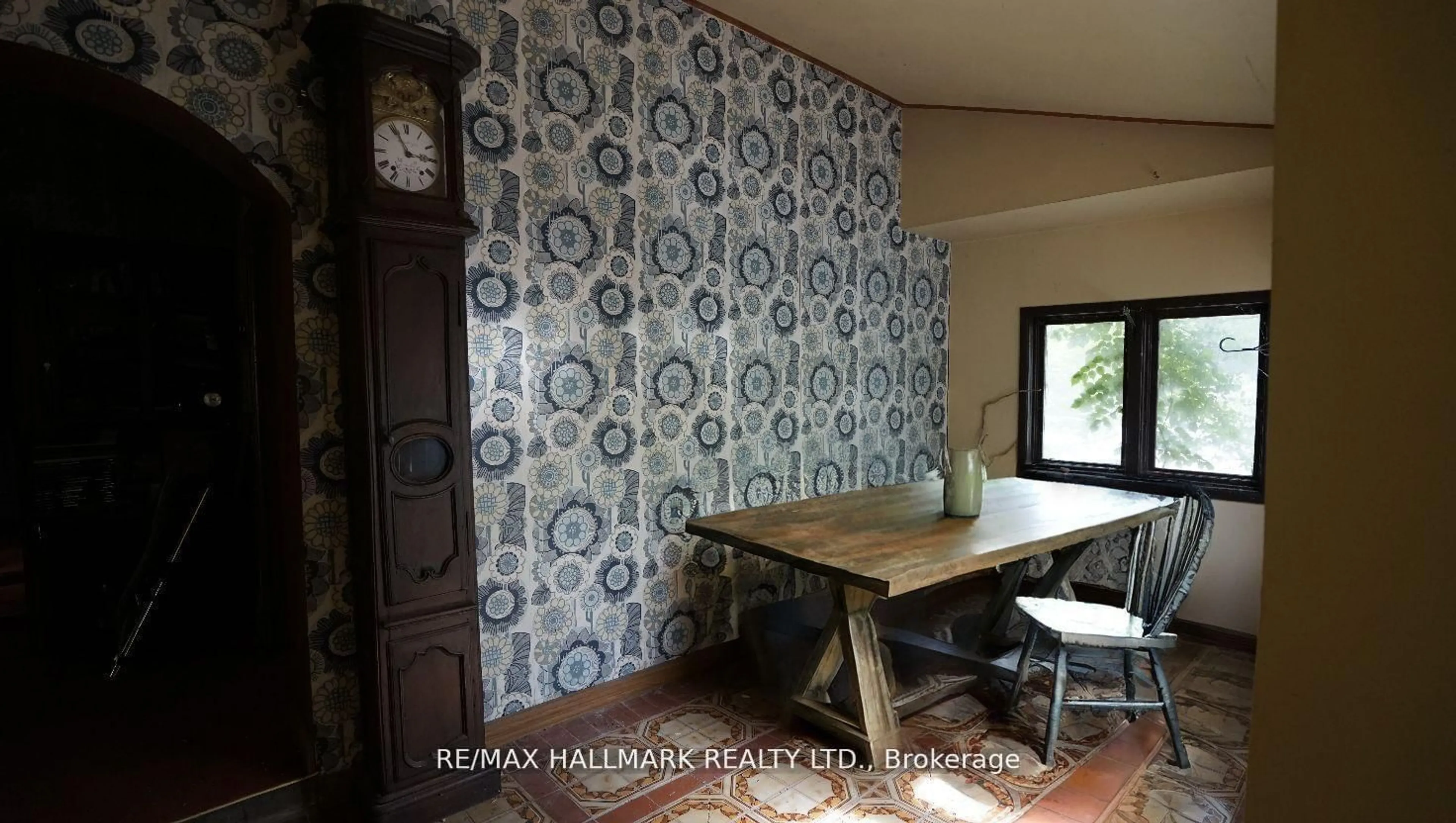 Dining room, unknown for 26 Lakeshore Rd, Oro-Medonte Ontario L0L 2E0