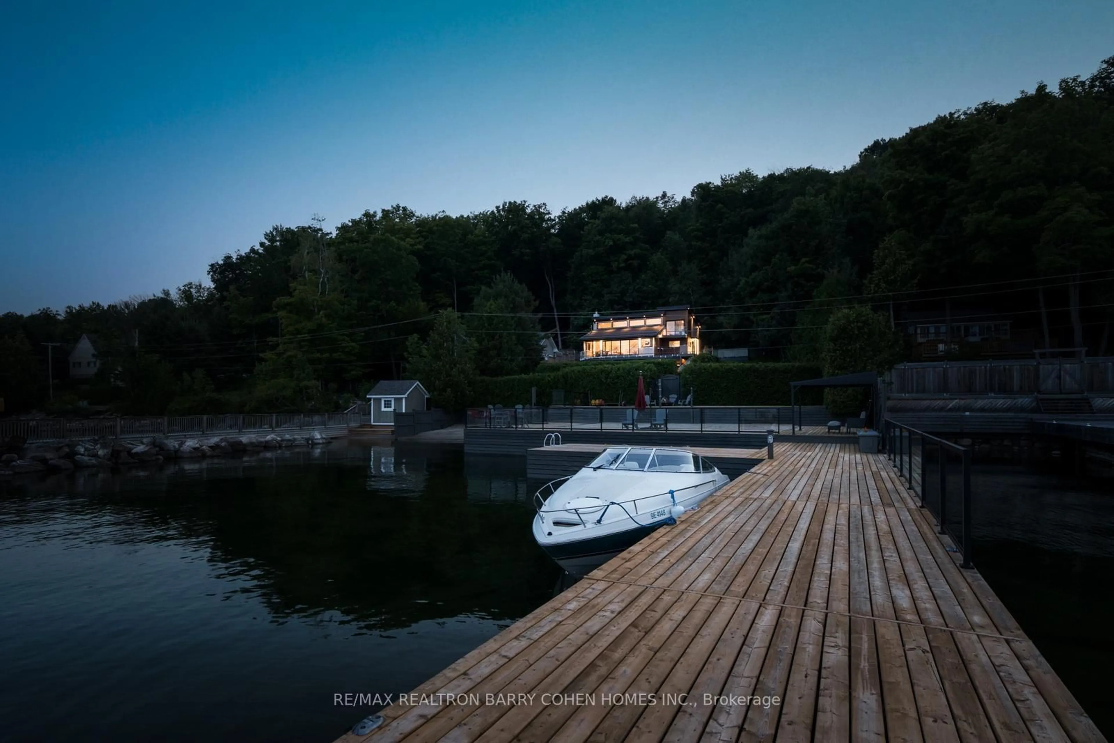 Unknown for 237 West Shore Dr, Tiny Ontario L9M 0M7