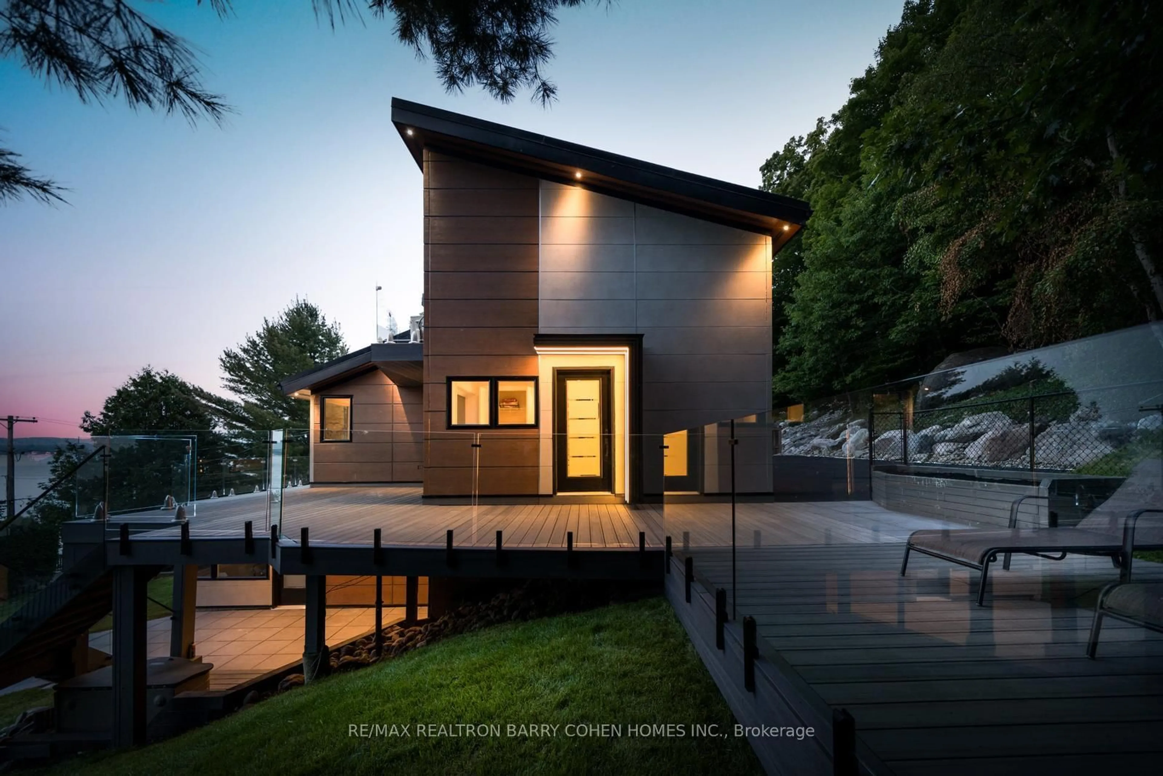 Unknown for 237 West Shore Dr, Tiny Ontario L9M 0M7