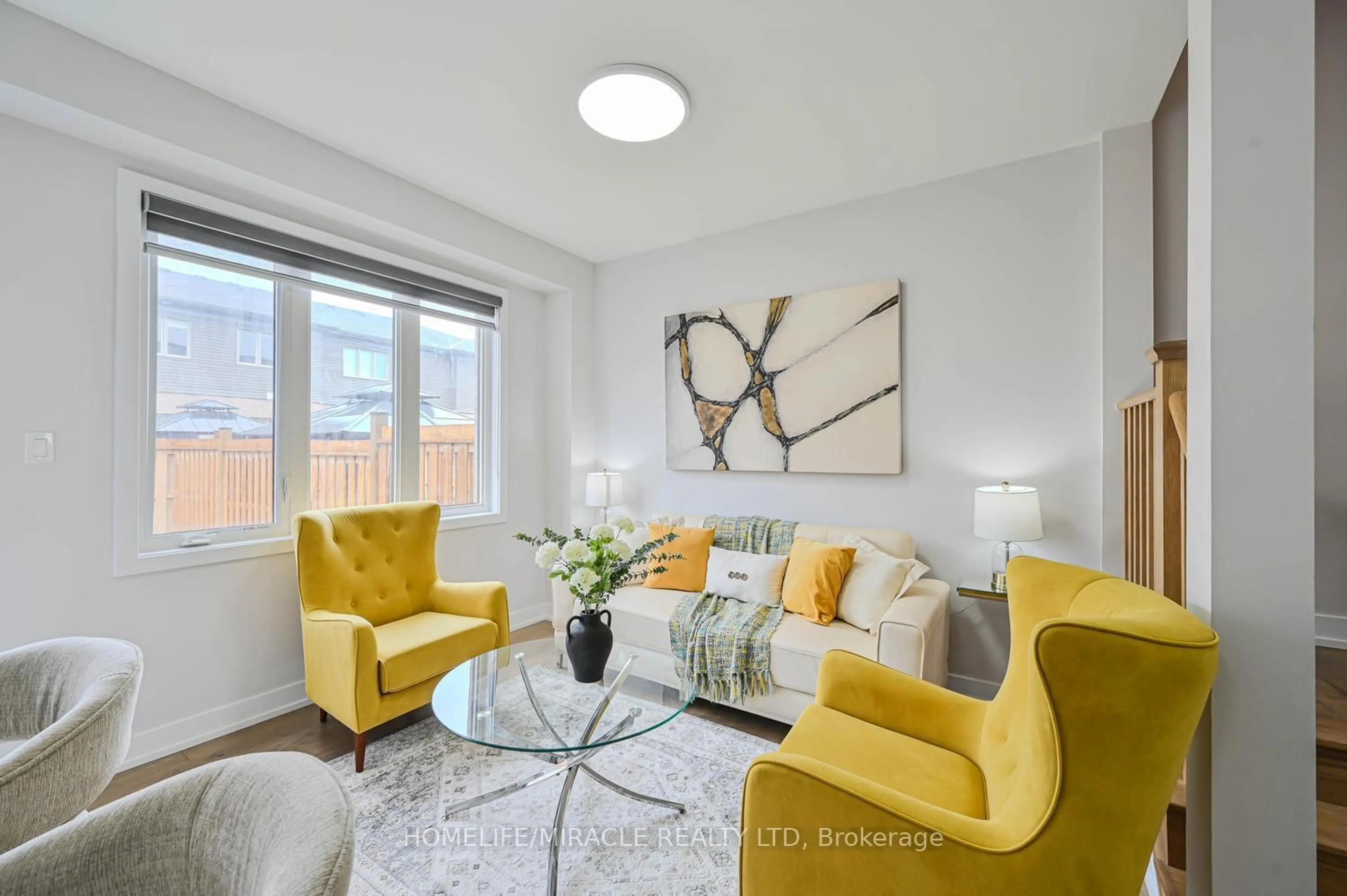 Living room with furniture, unknown for 29 Turnberry Lane, Barrie Ontario L9J 0M8