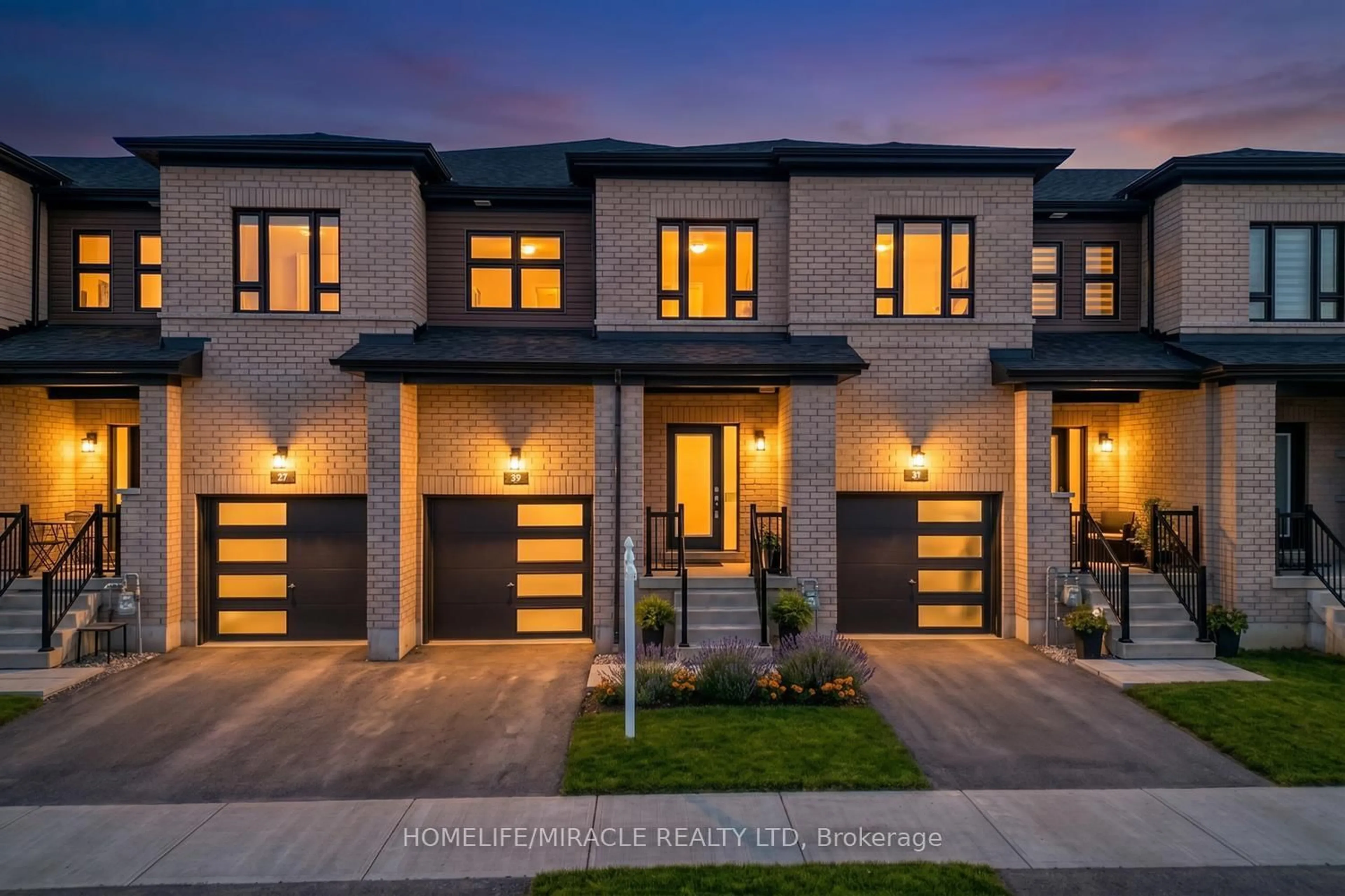 Home with brick exterior material, street for 29 Turnberry Lane, Barrie Ontario L9J 0M8