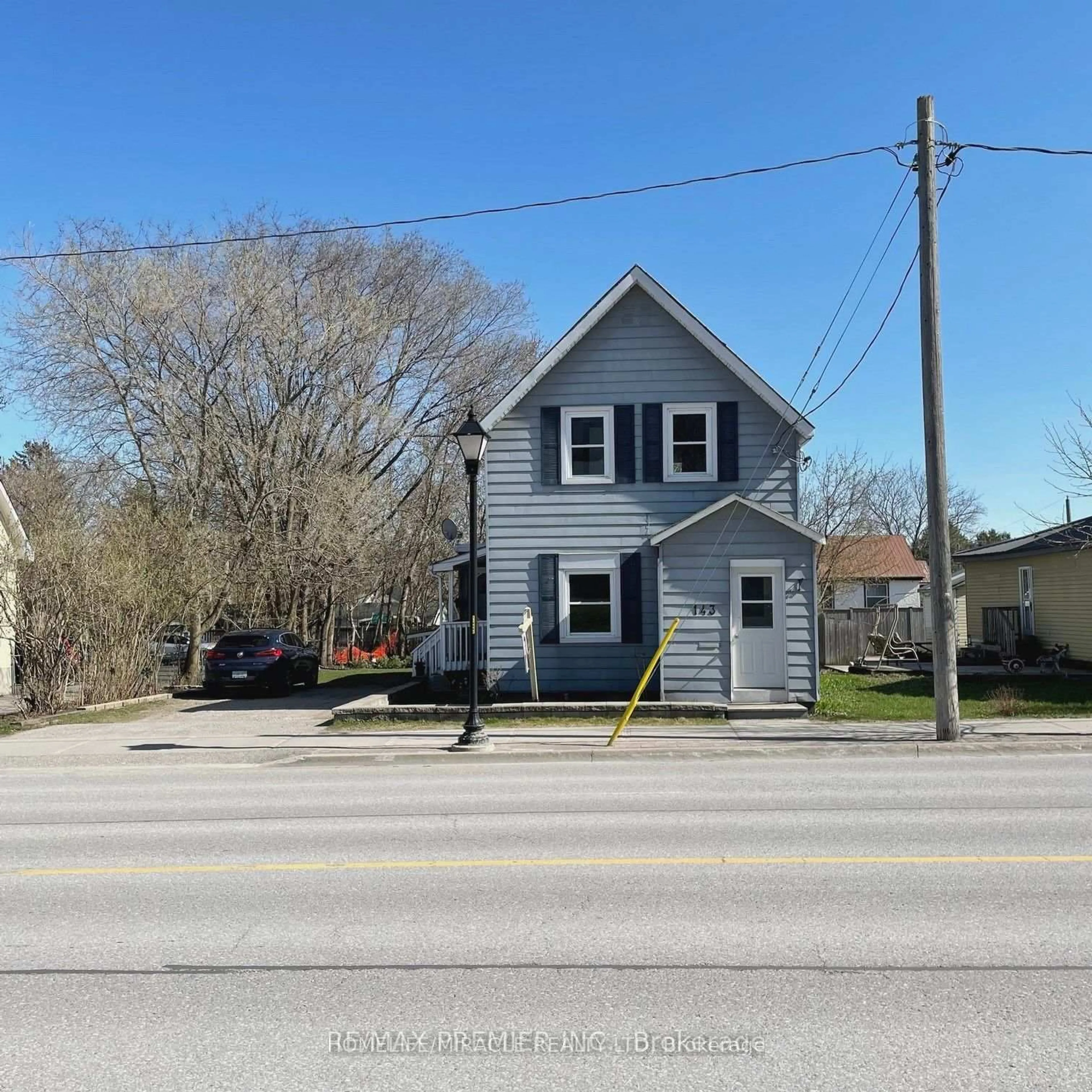 Unknown for 143 Colborne St, Orillia Ontario L3V 5B8