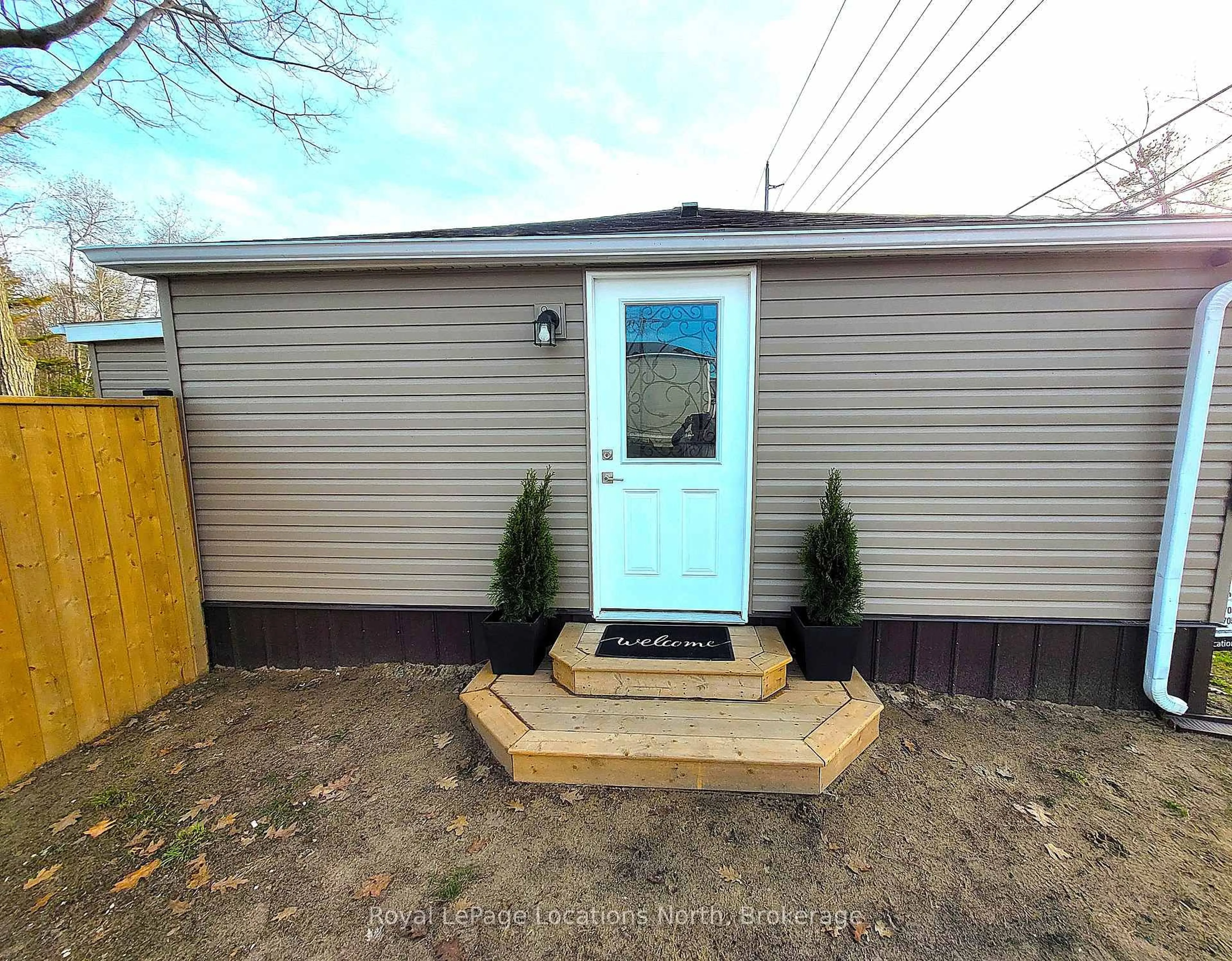 Shed for 2045 River Rd, Wasaga Beach Ontario L9Z 2W1
